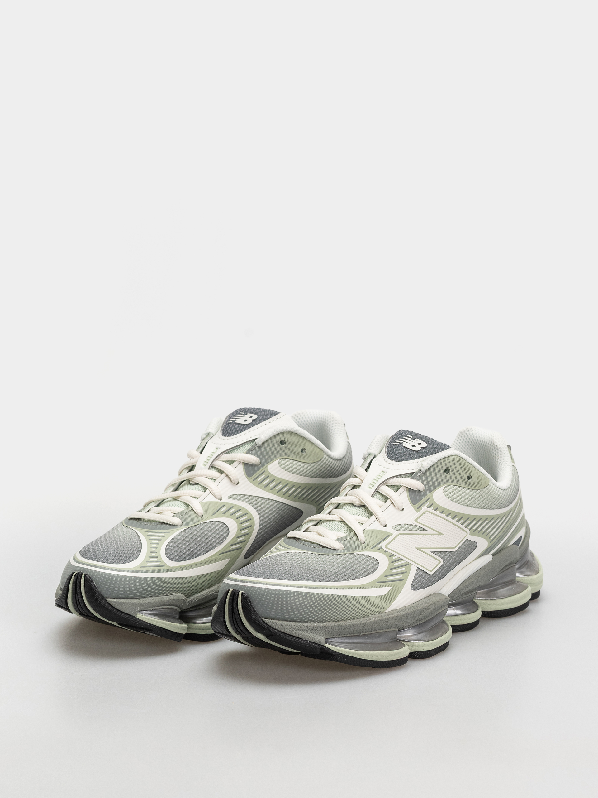 New Balance 2000 Schuhe (silver moss/bayberry/sea salt)