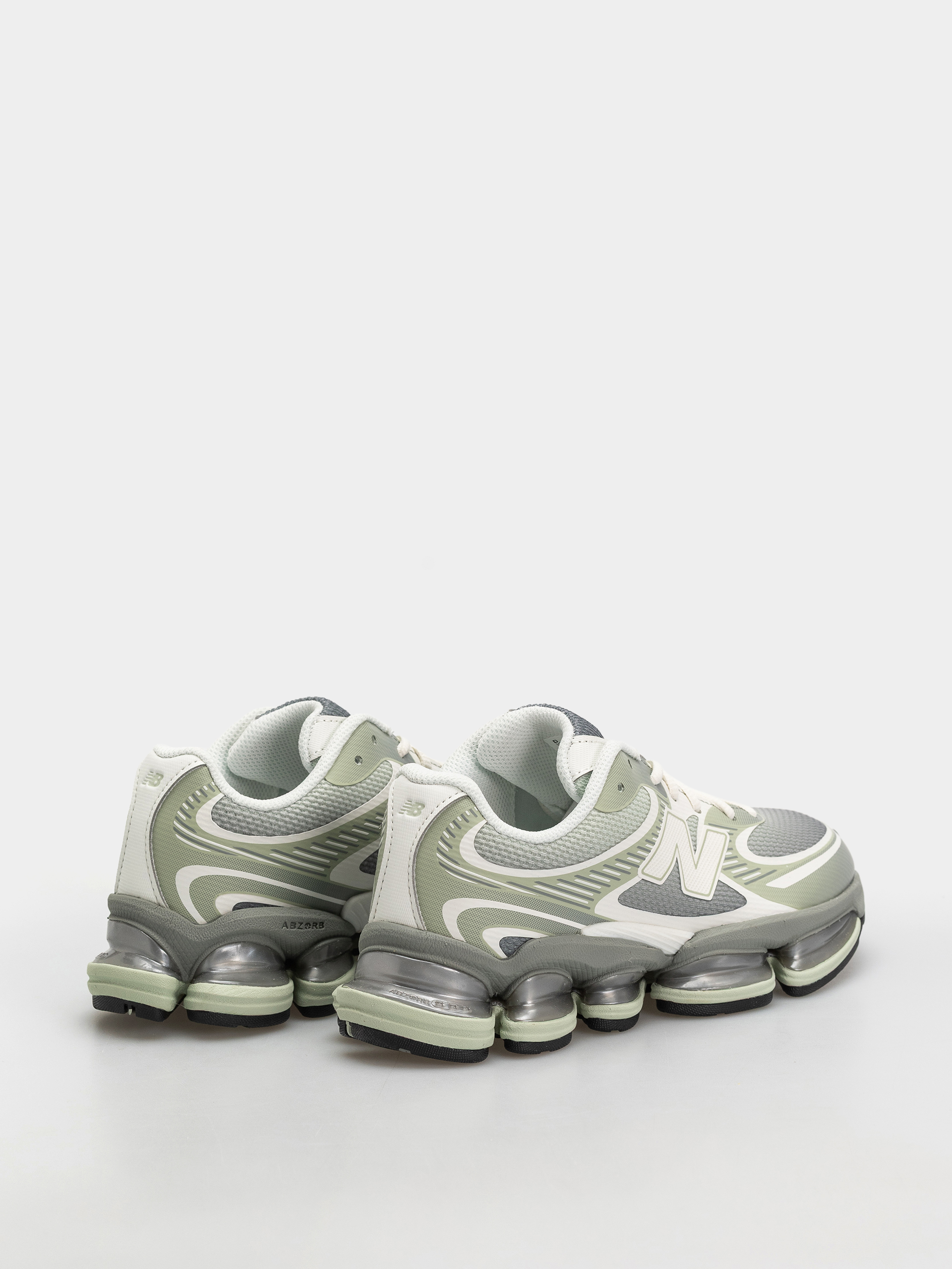 New Balance 2000 Schuhe (silver moss/bayberry/sea salt)