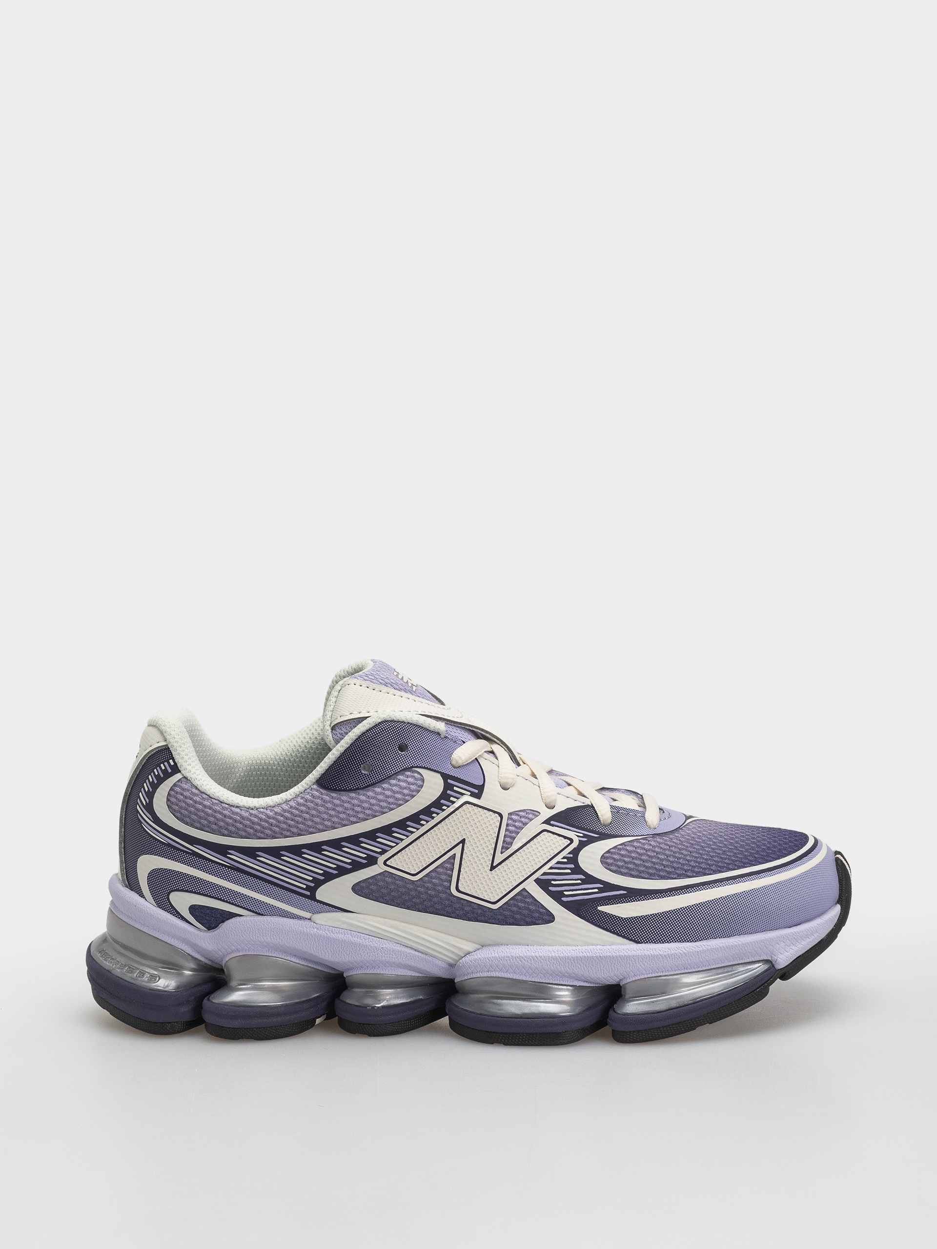 New Balance 2000 Shoes (boysenberry/smoked violet/sea salt)