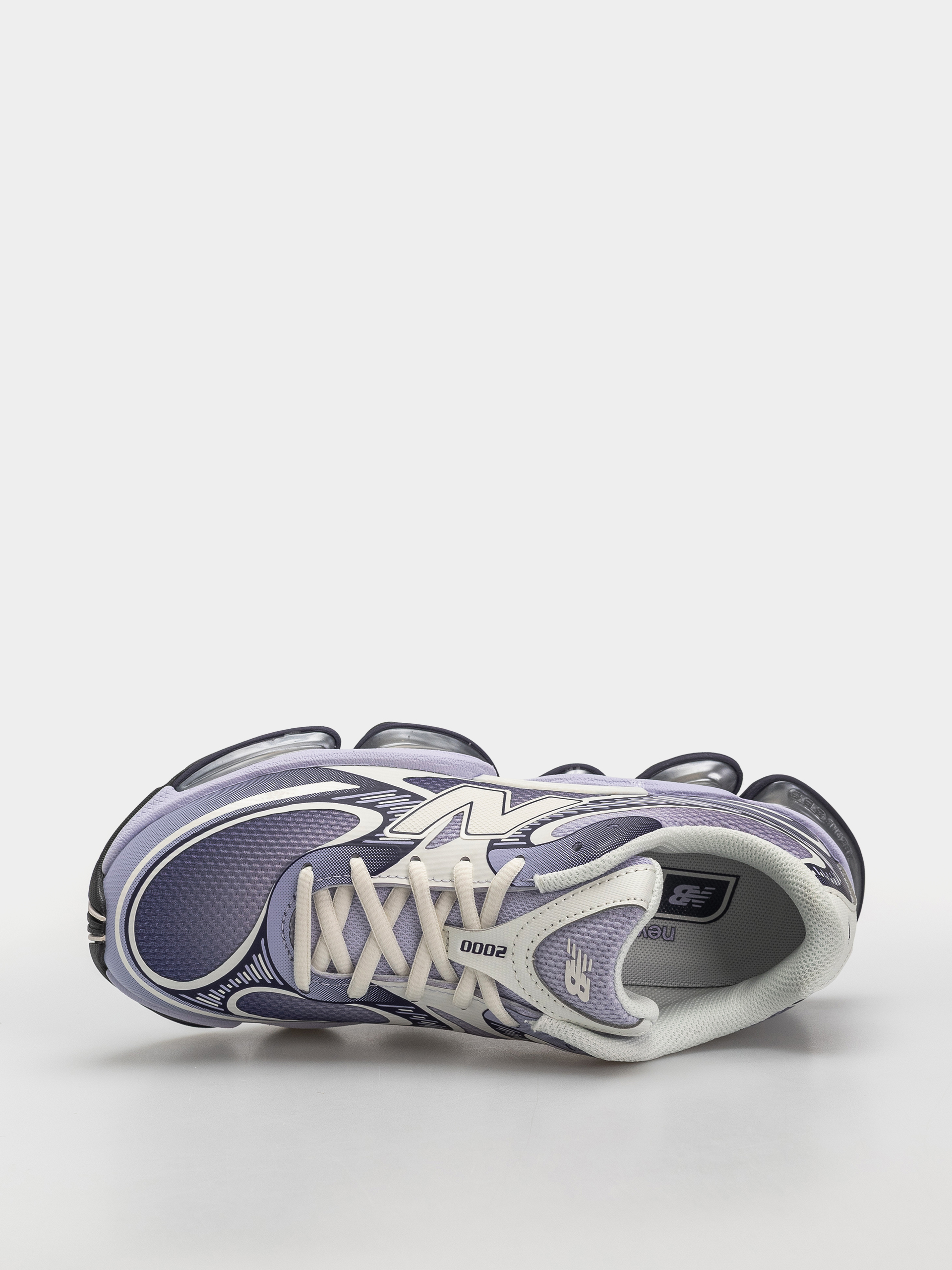 New Balance 2000 Schuhe (boysenberry/smoked violet/sea salt)