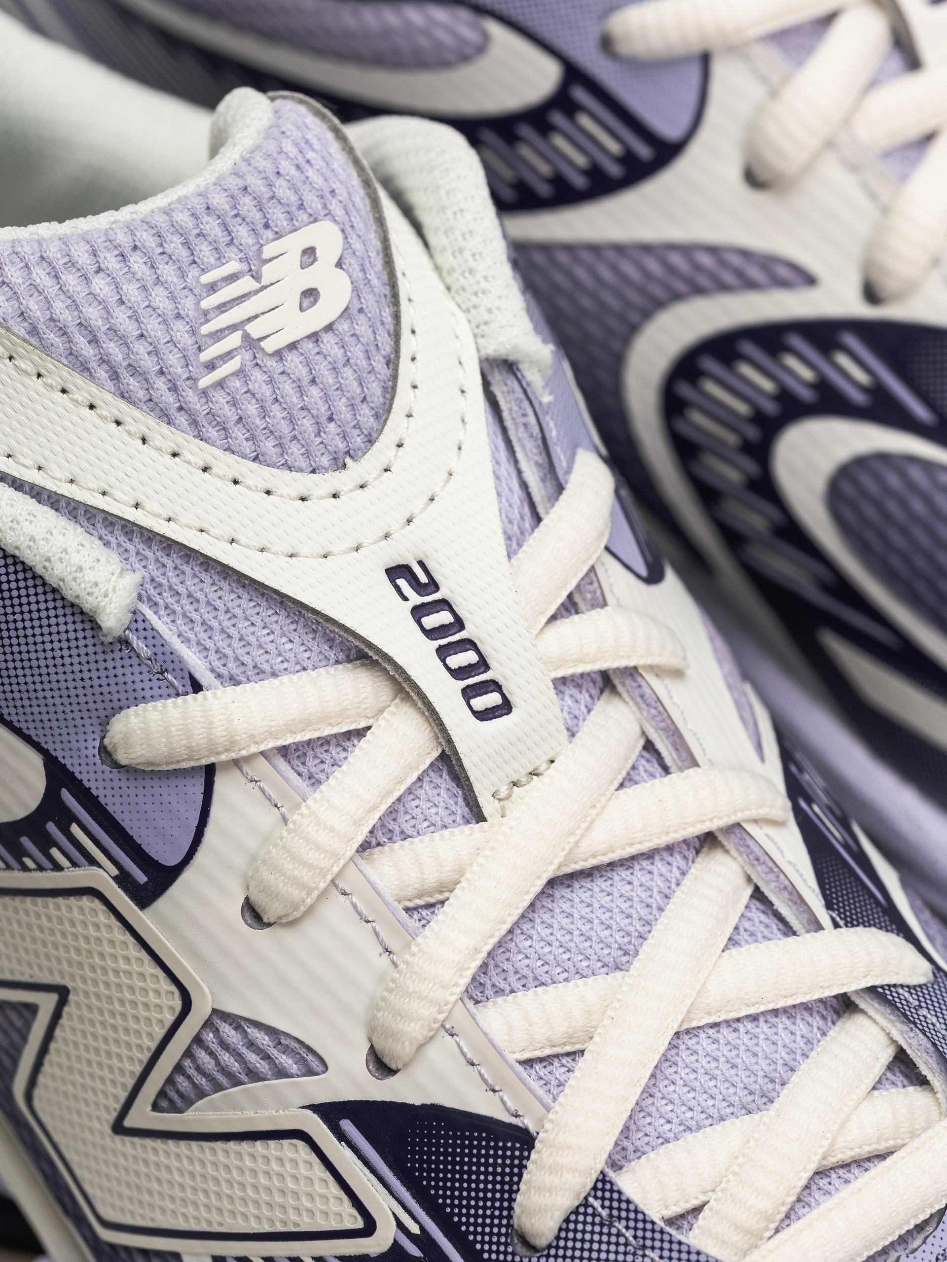 New Balance 2000 Shoes (boysenberry/smoked violet/sea salt)