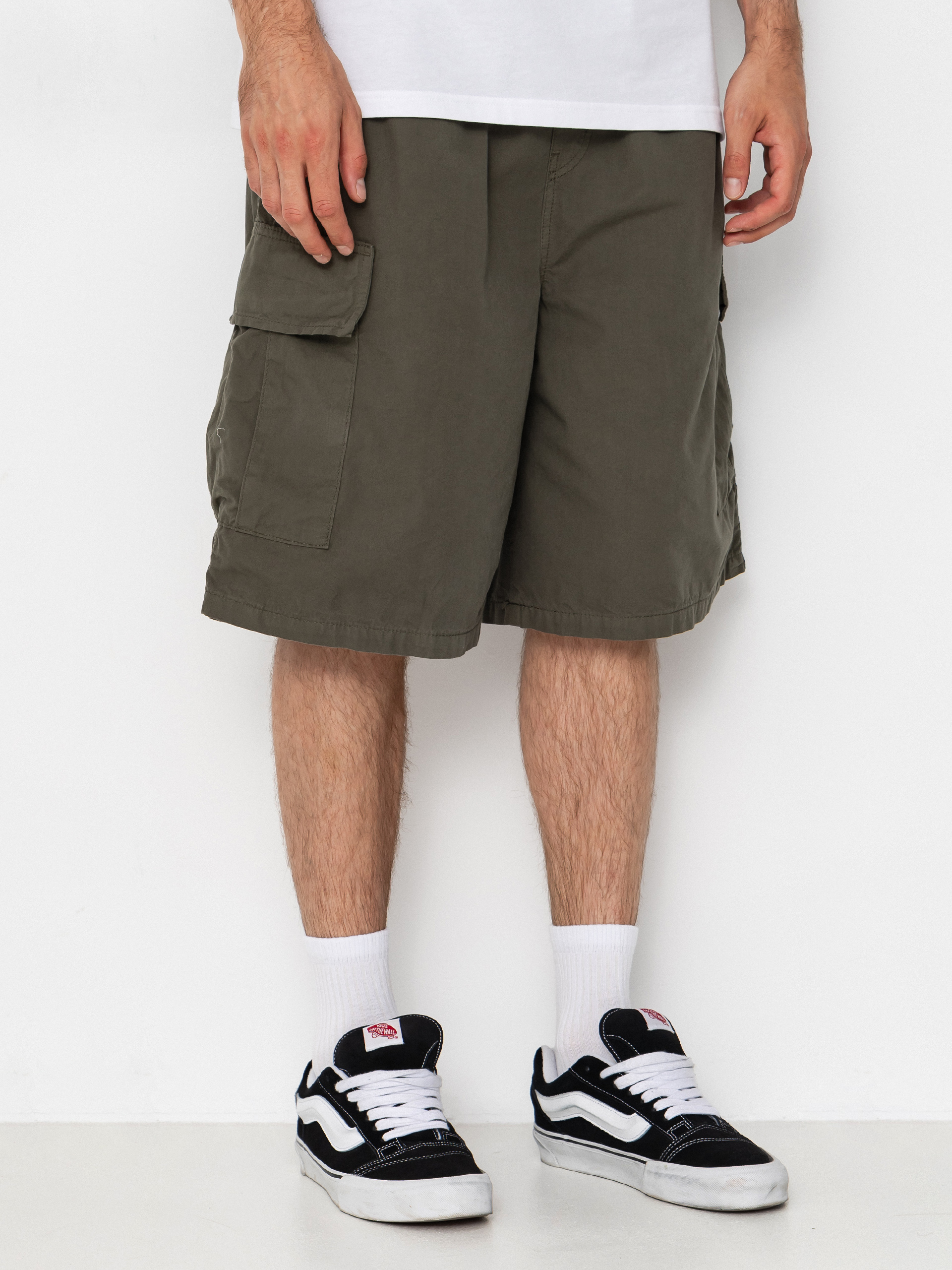 Carhartt WIP Mandler Cargo Shorts (leaf)