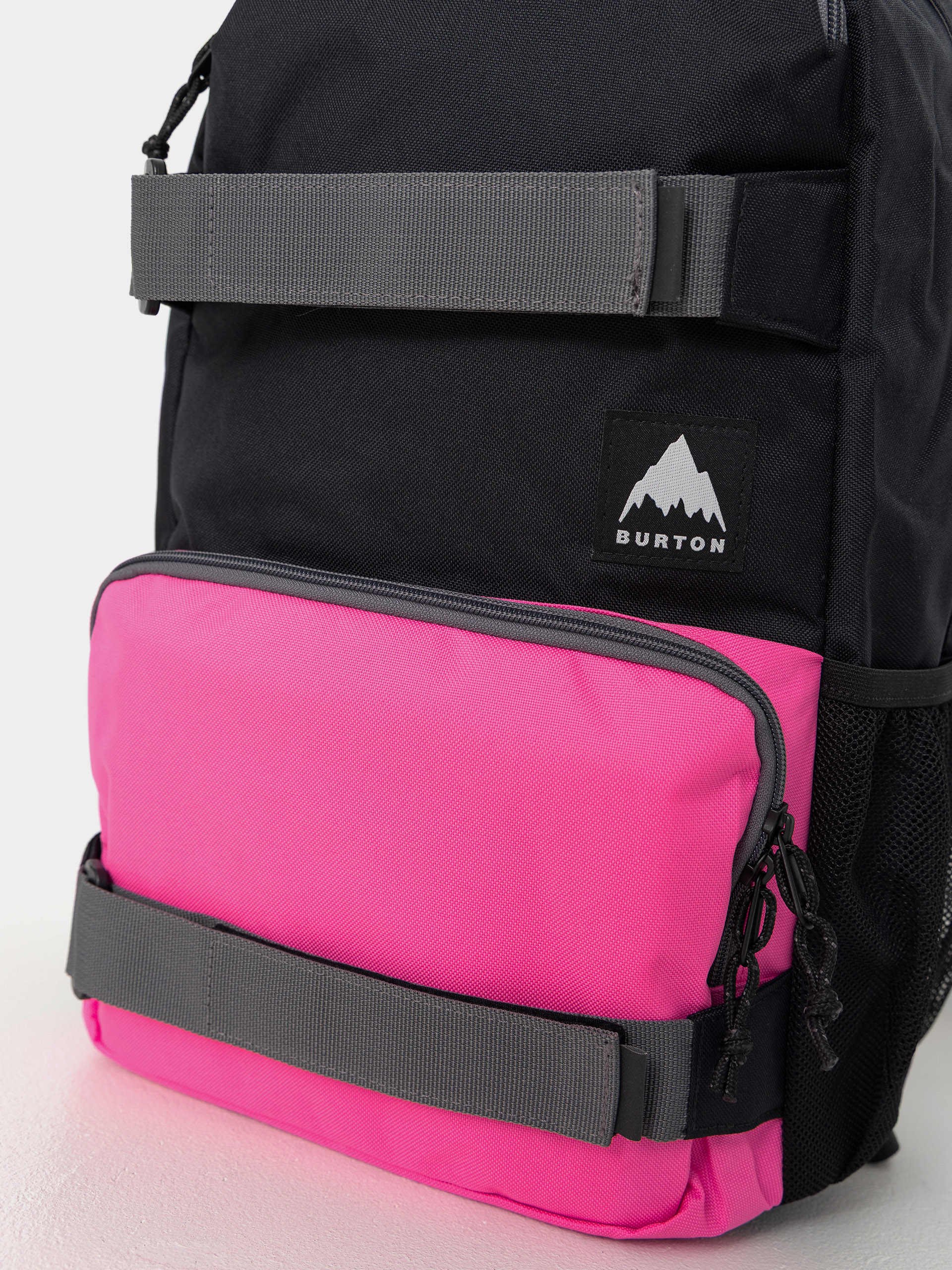 Burton Backpack Treble Yell 21L (shockwave pink/true black)
