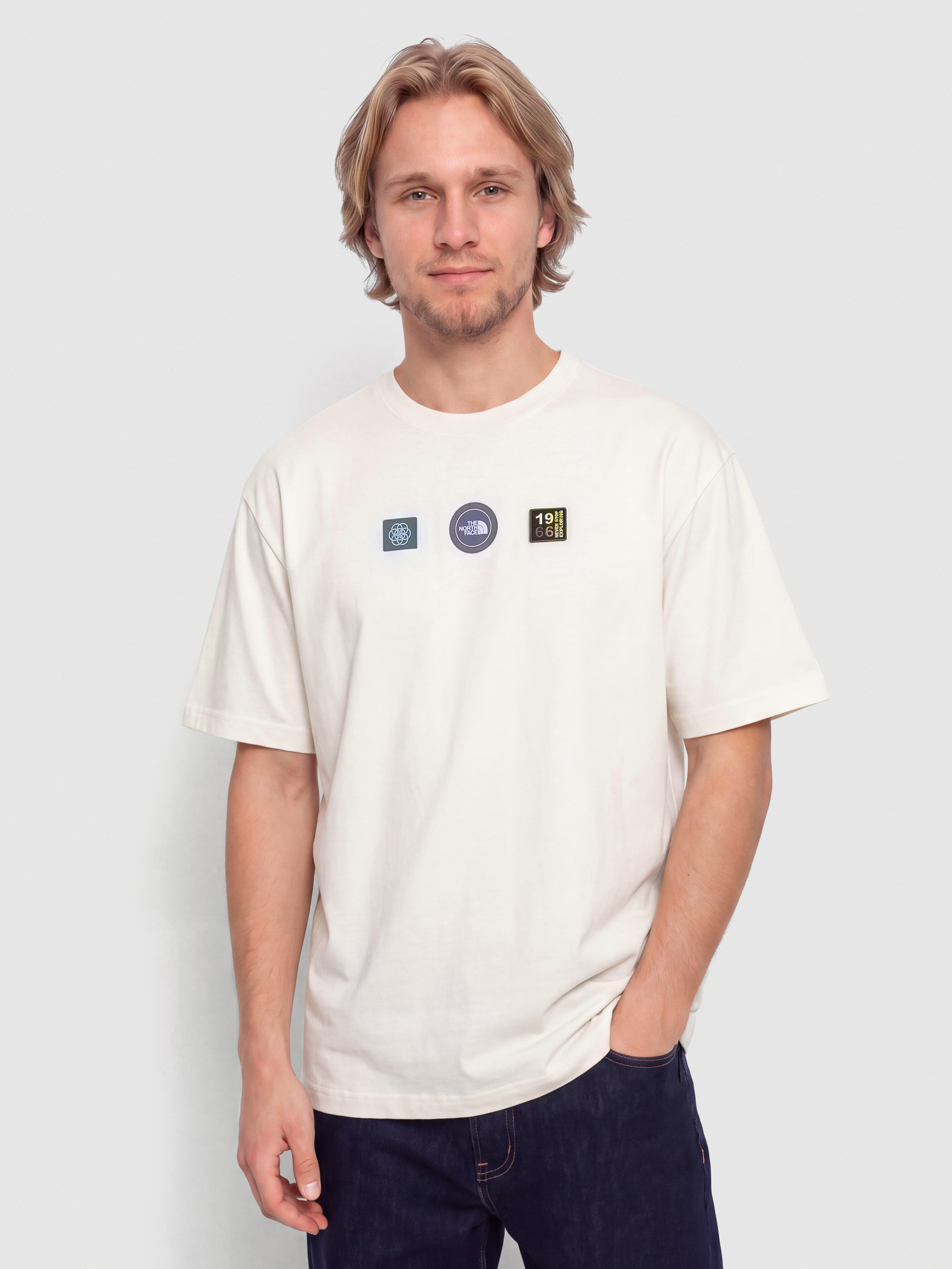 The North Face Explorer Badges Relaxed T-Shirt (white dune)