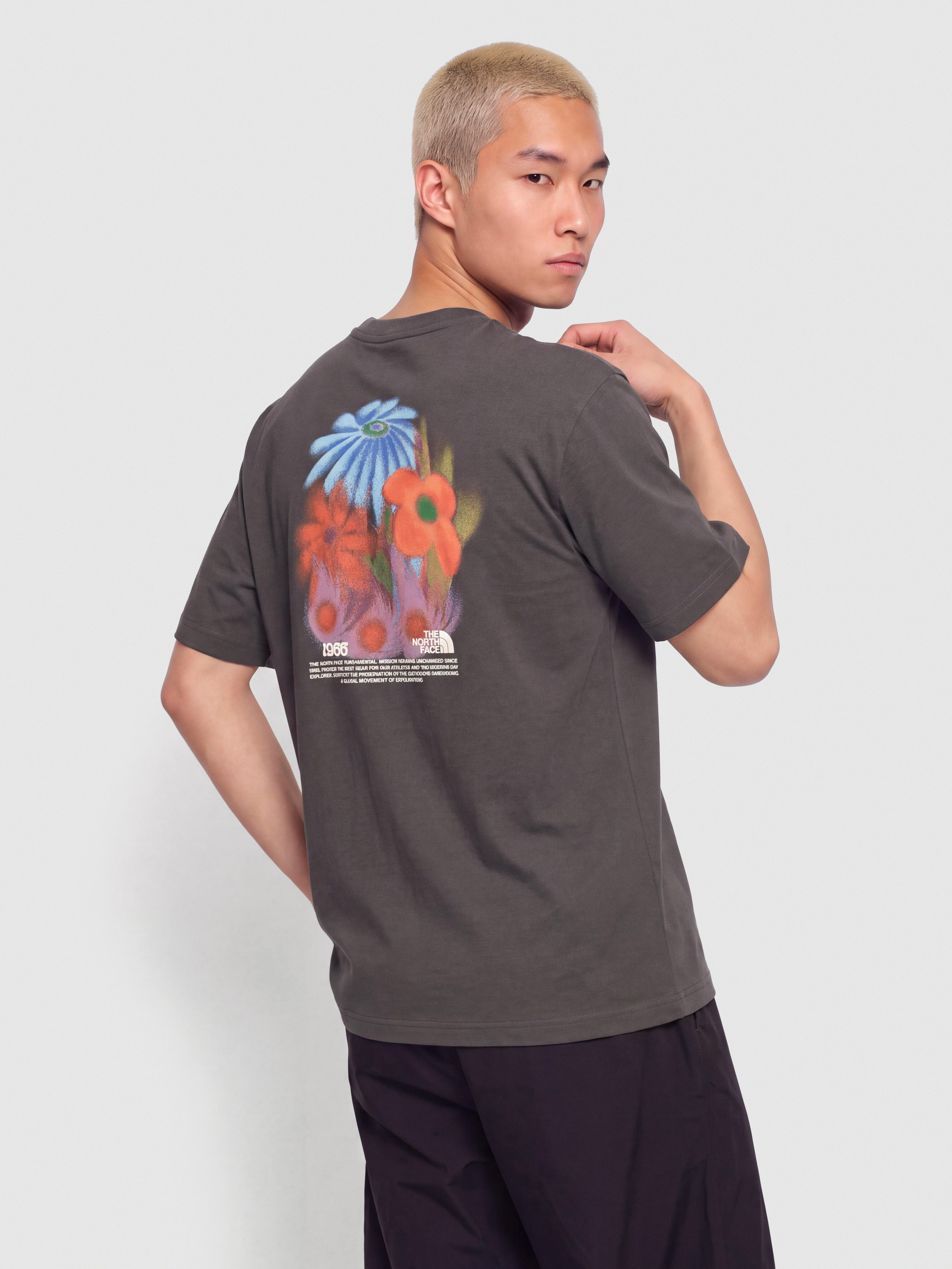 The North Face Flora Relaxed T-Shirt (anthracite grey)