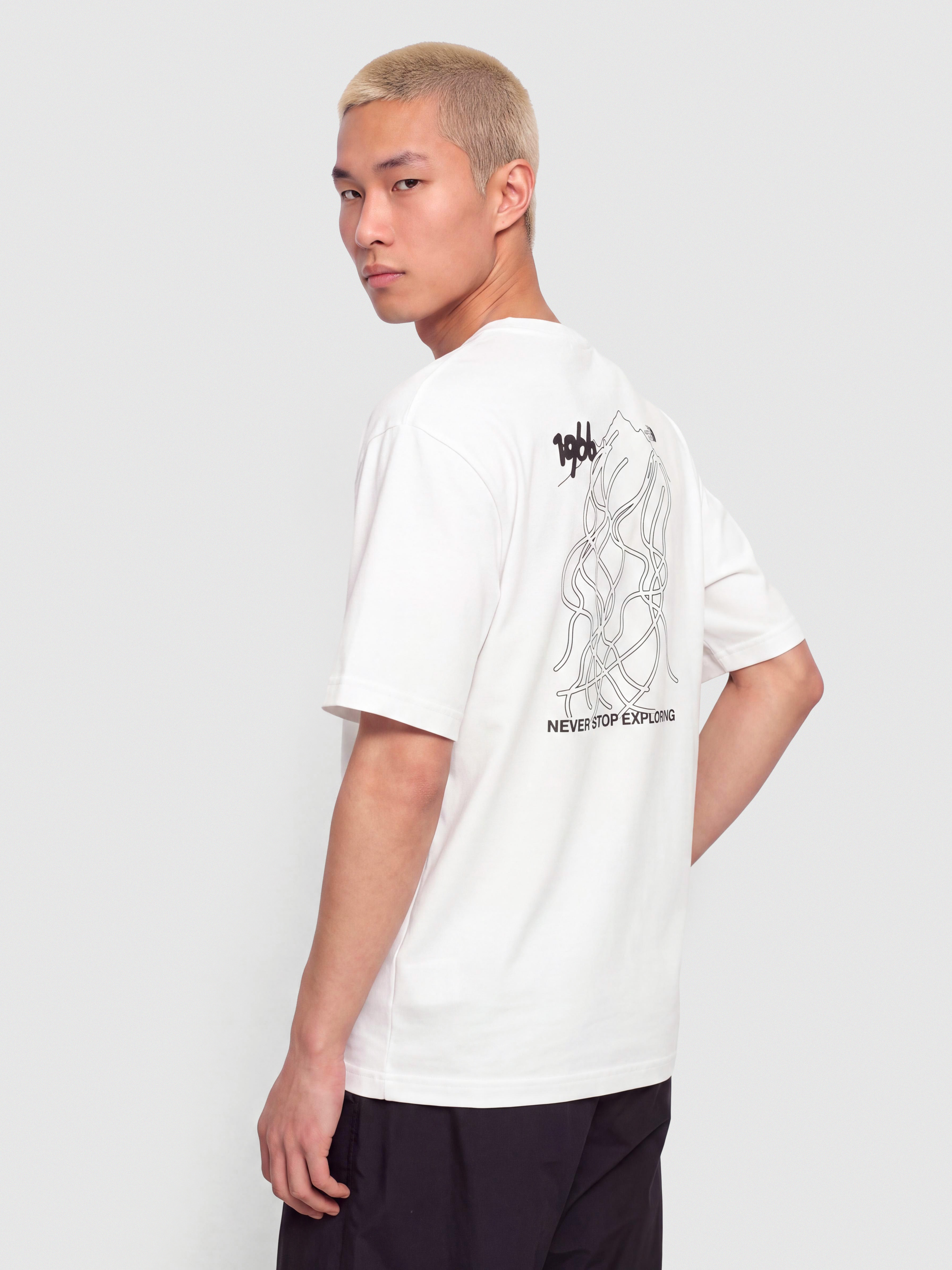 The North Face Nse Slopes Relaxed T-Shirt (tnf white)
