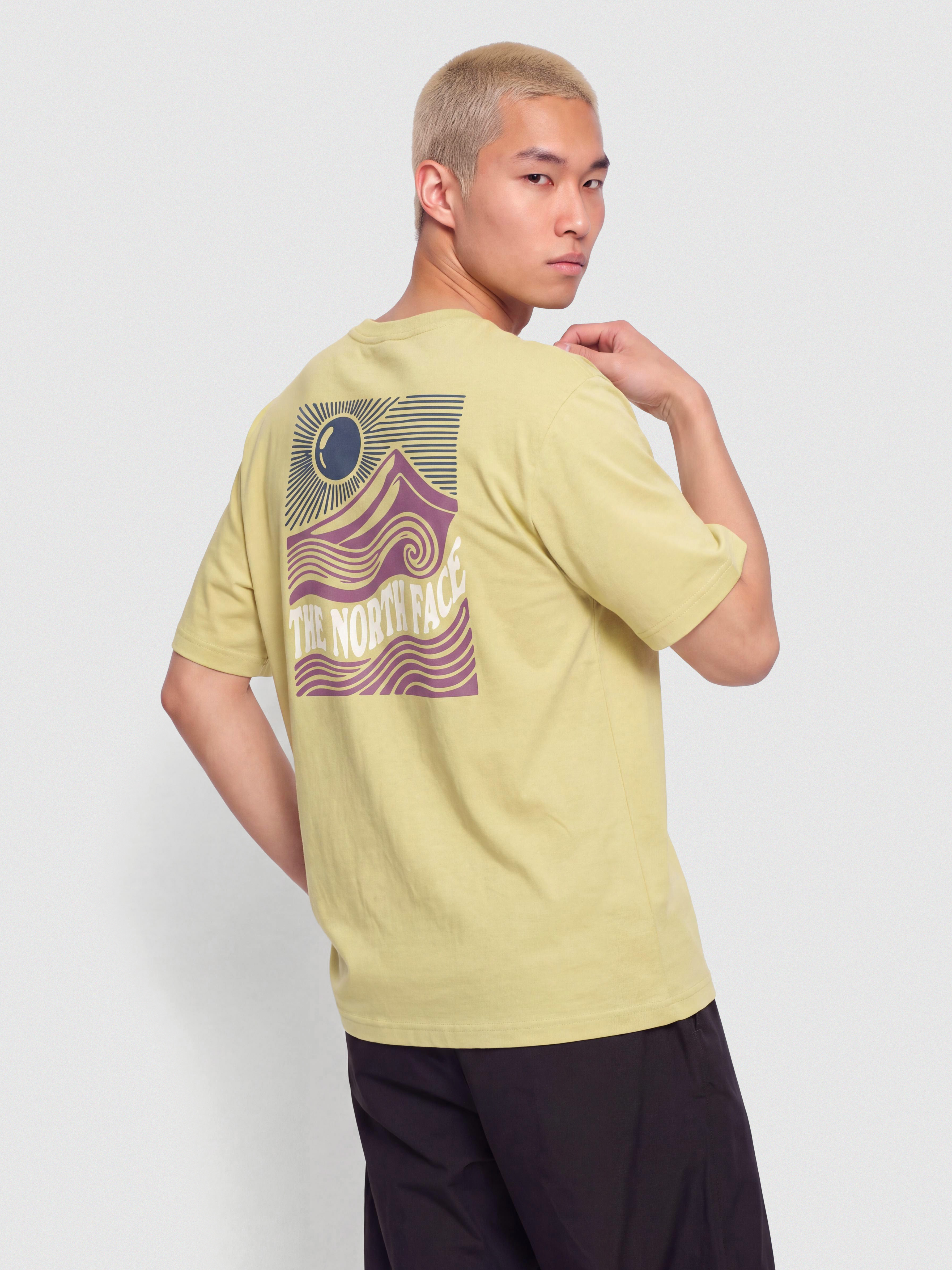 The North Face Mountain Escape Relaxed T-Shirt (pear)