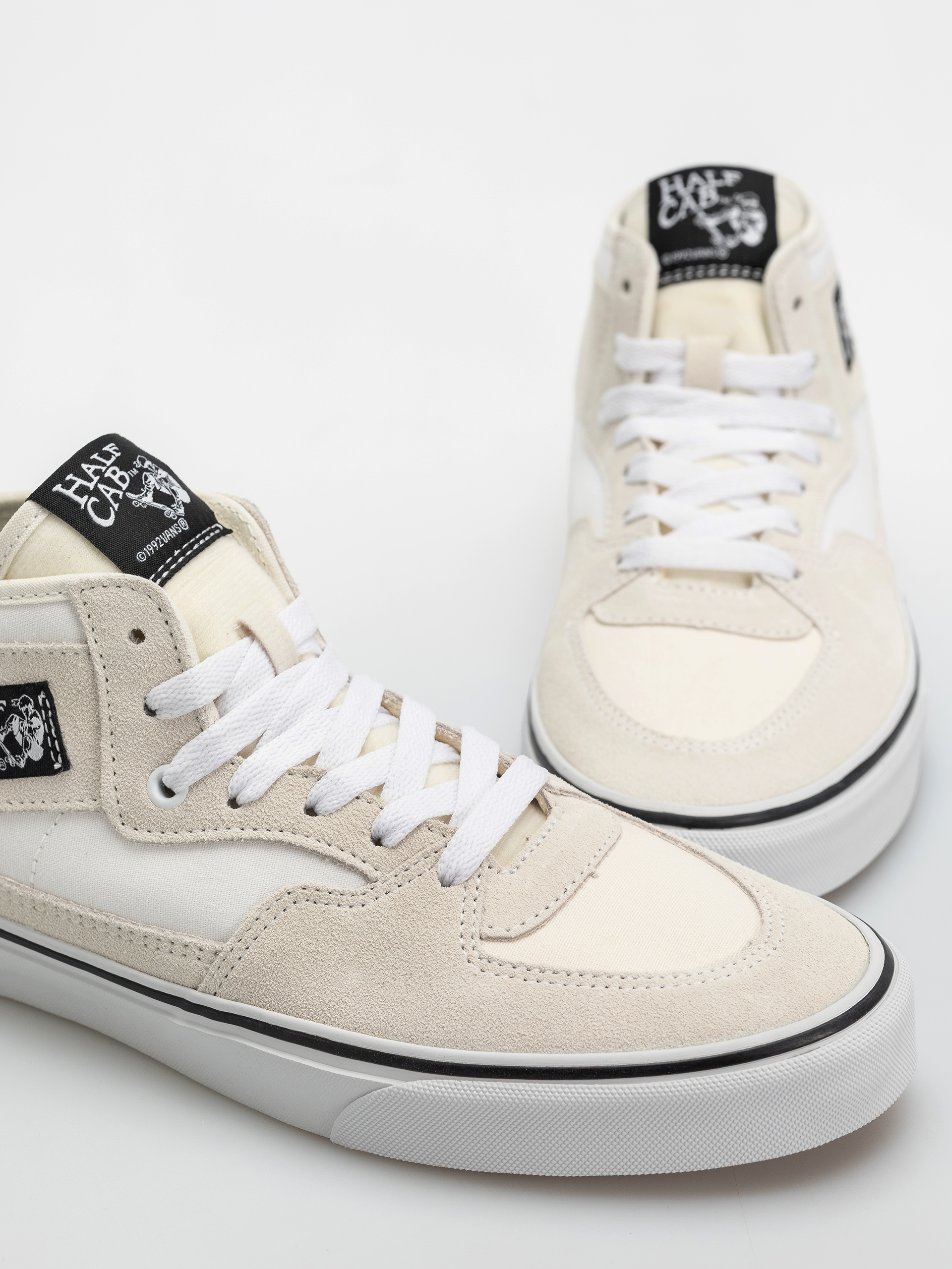 Vans Half Cab Decon Shoes (marshmallow/tru)