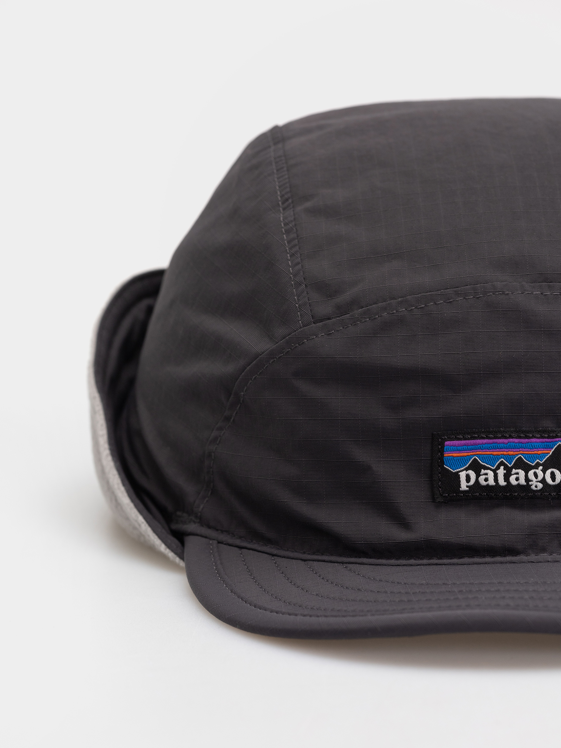Patagonia Cap Isthmus Earflap (ink black)