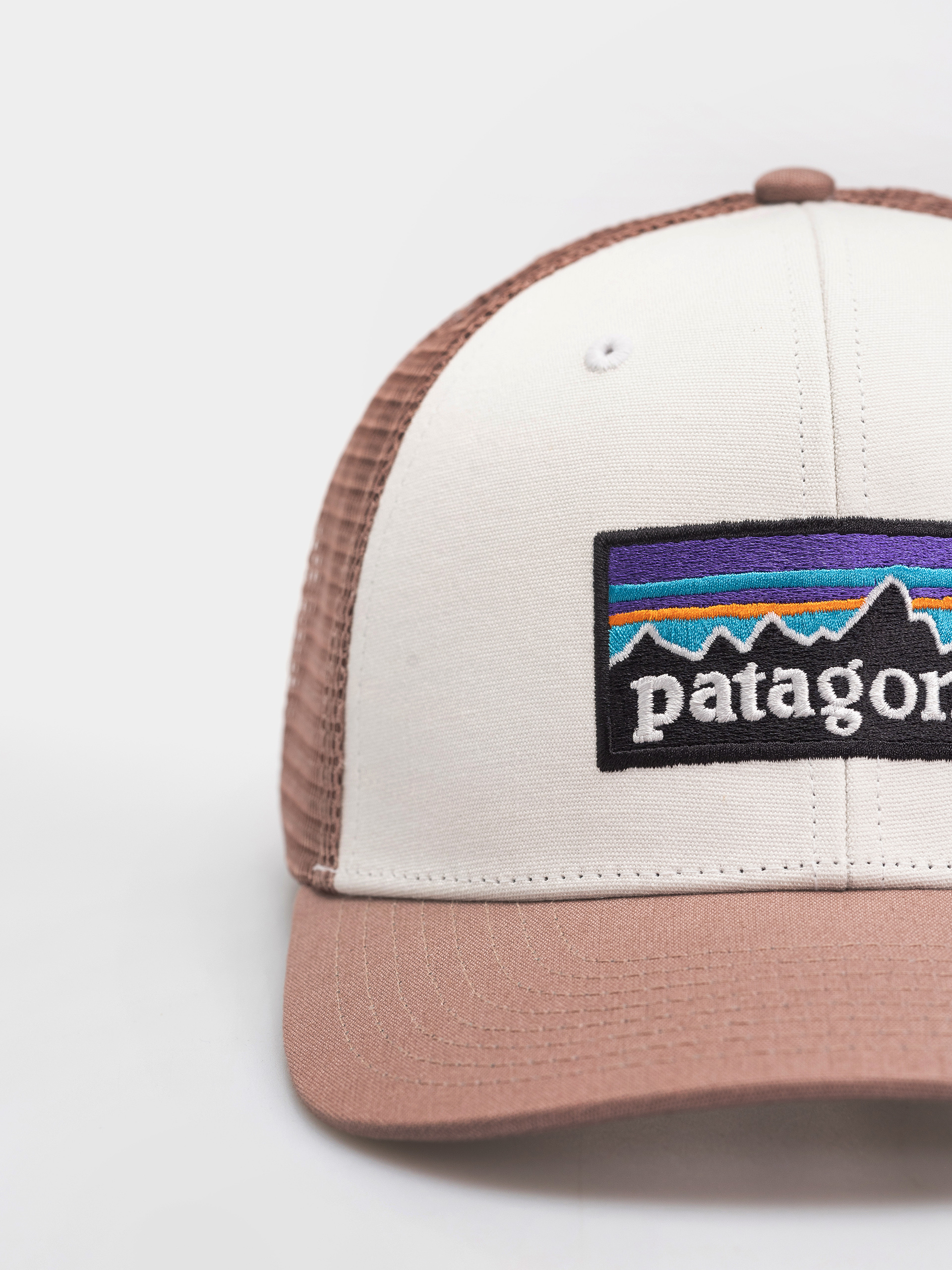 Patagonia Cap P 6 Logo Trucker (birch white)