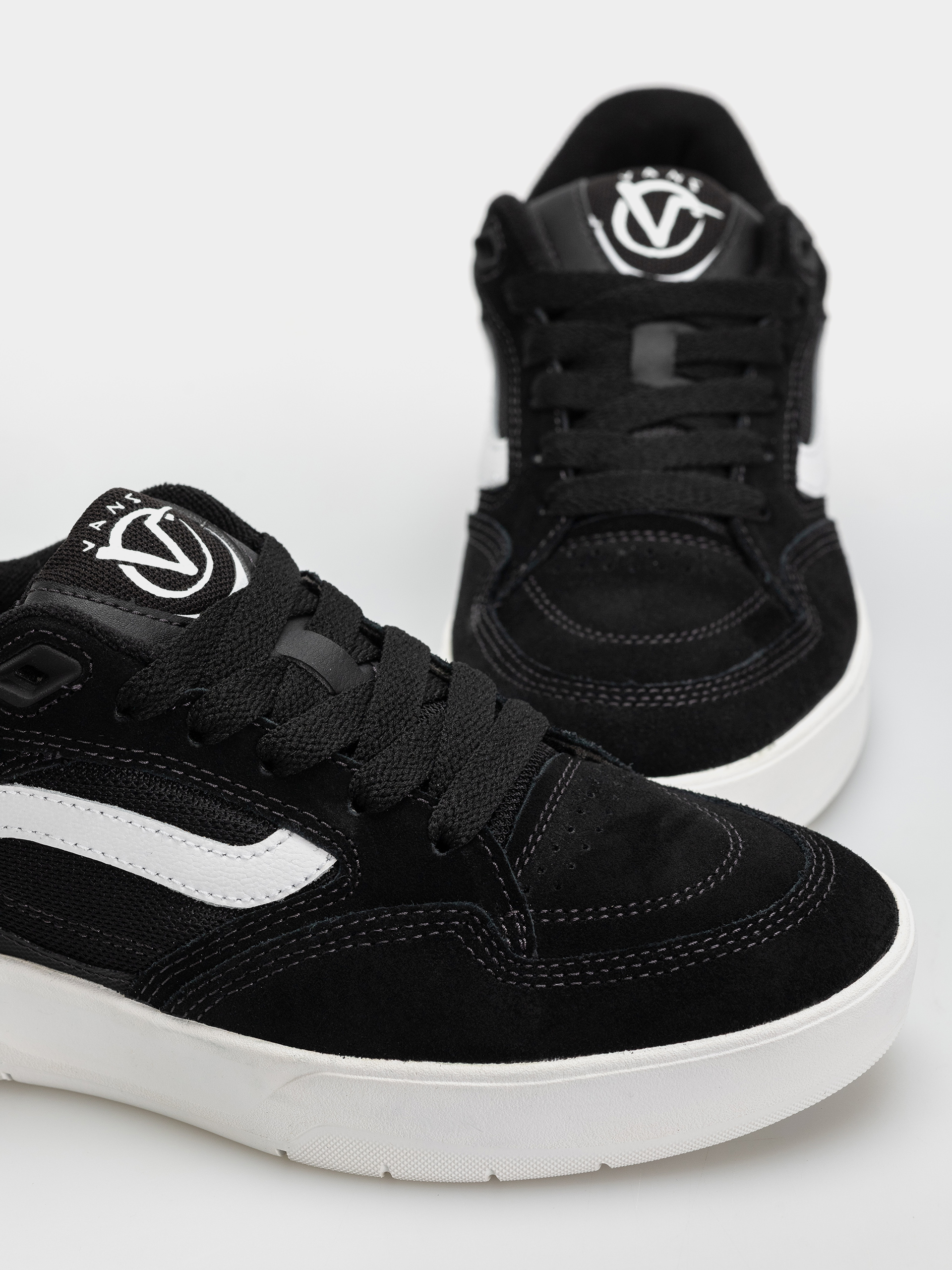 Vans Schuhe Skate Rowan Z3 (black/white/red)