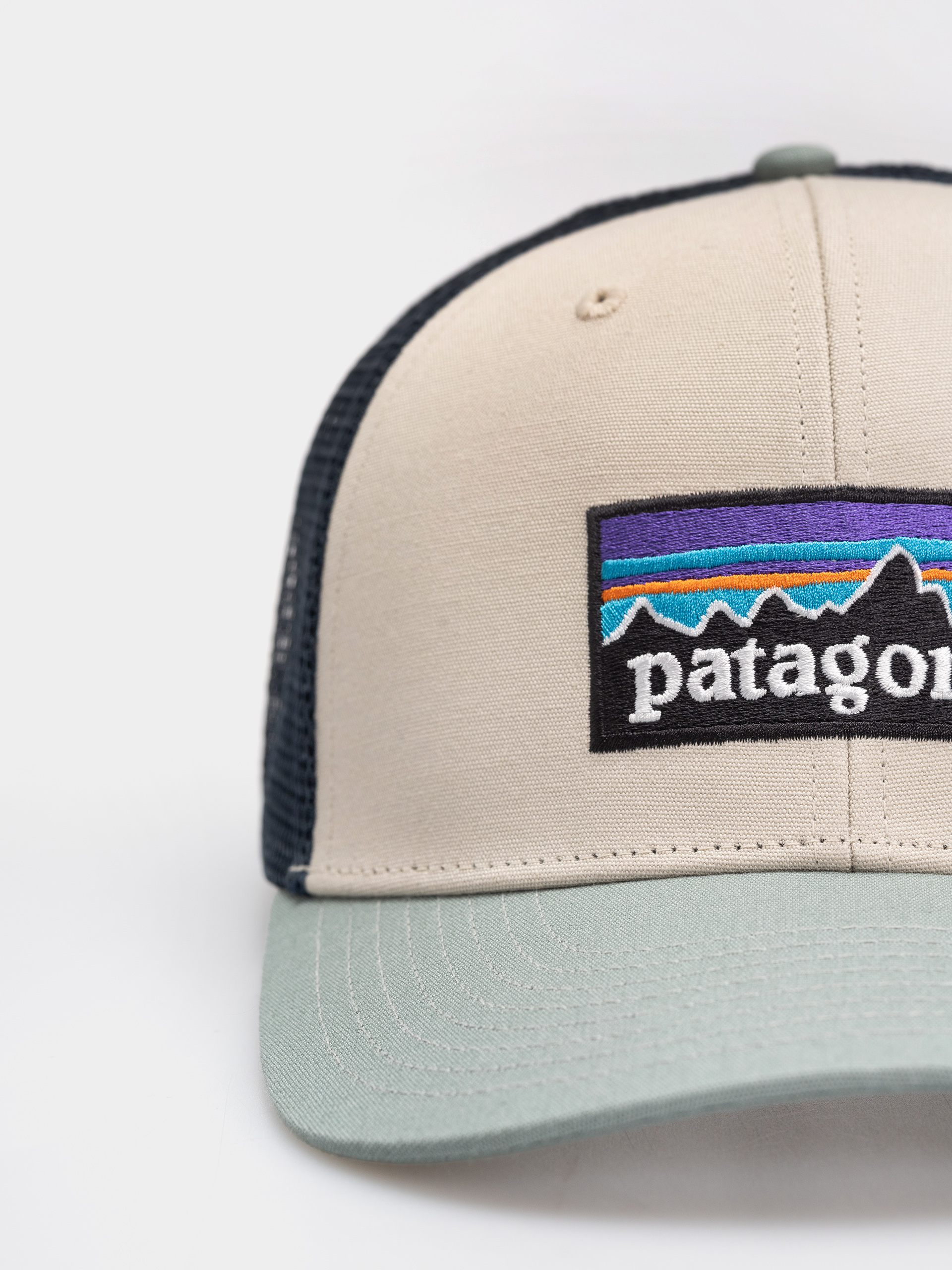 Patagonia Cap P 6 Logo Trucker (pumice)