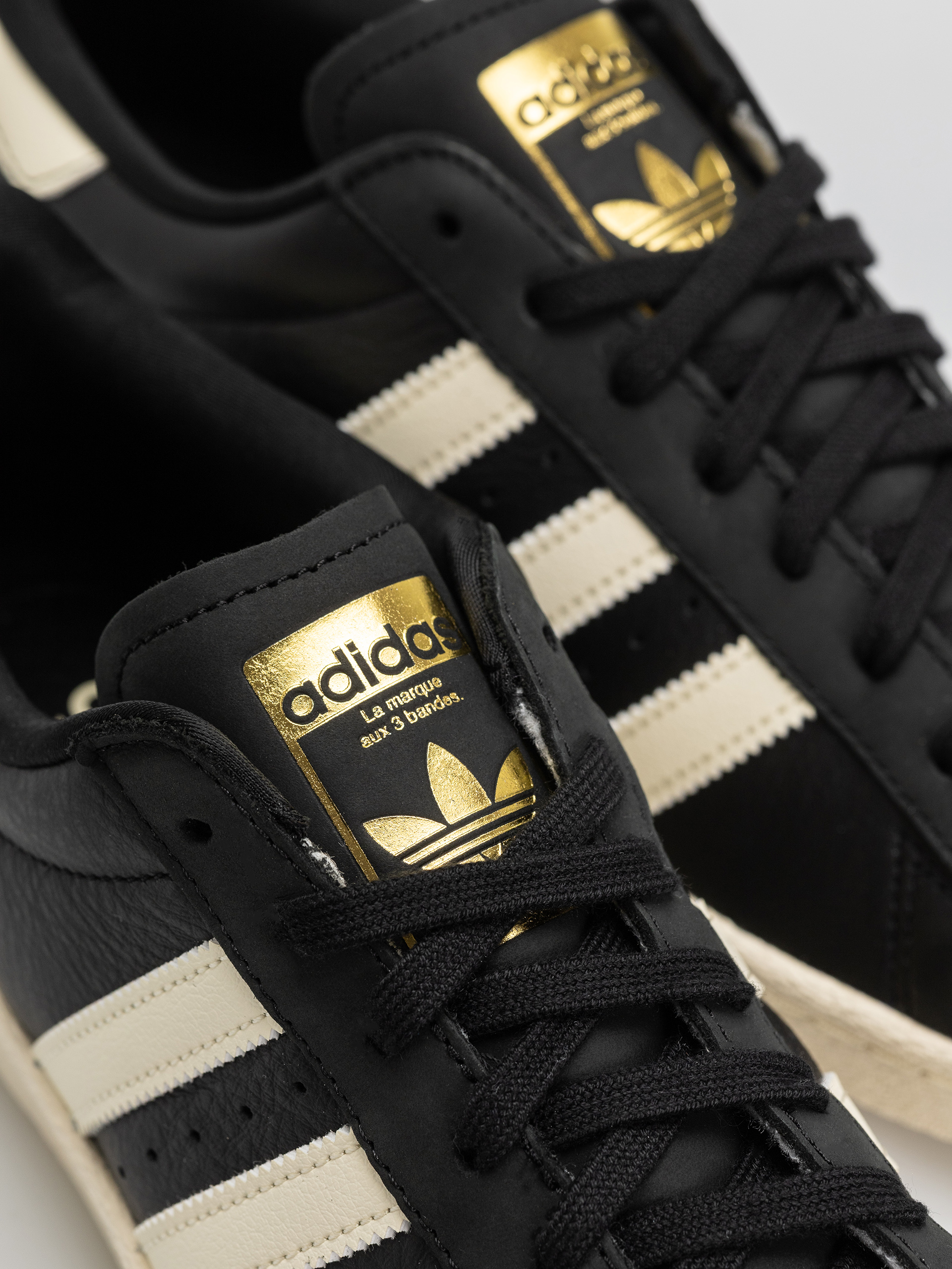 adidas Superstar 80 Adv Schuhe (cblack/crewht/goldmt)