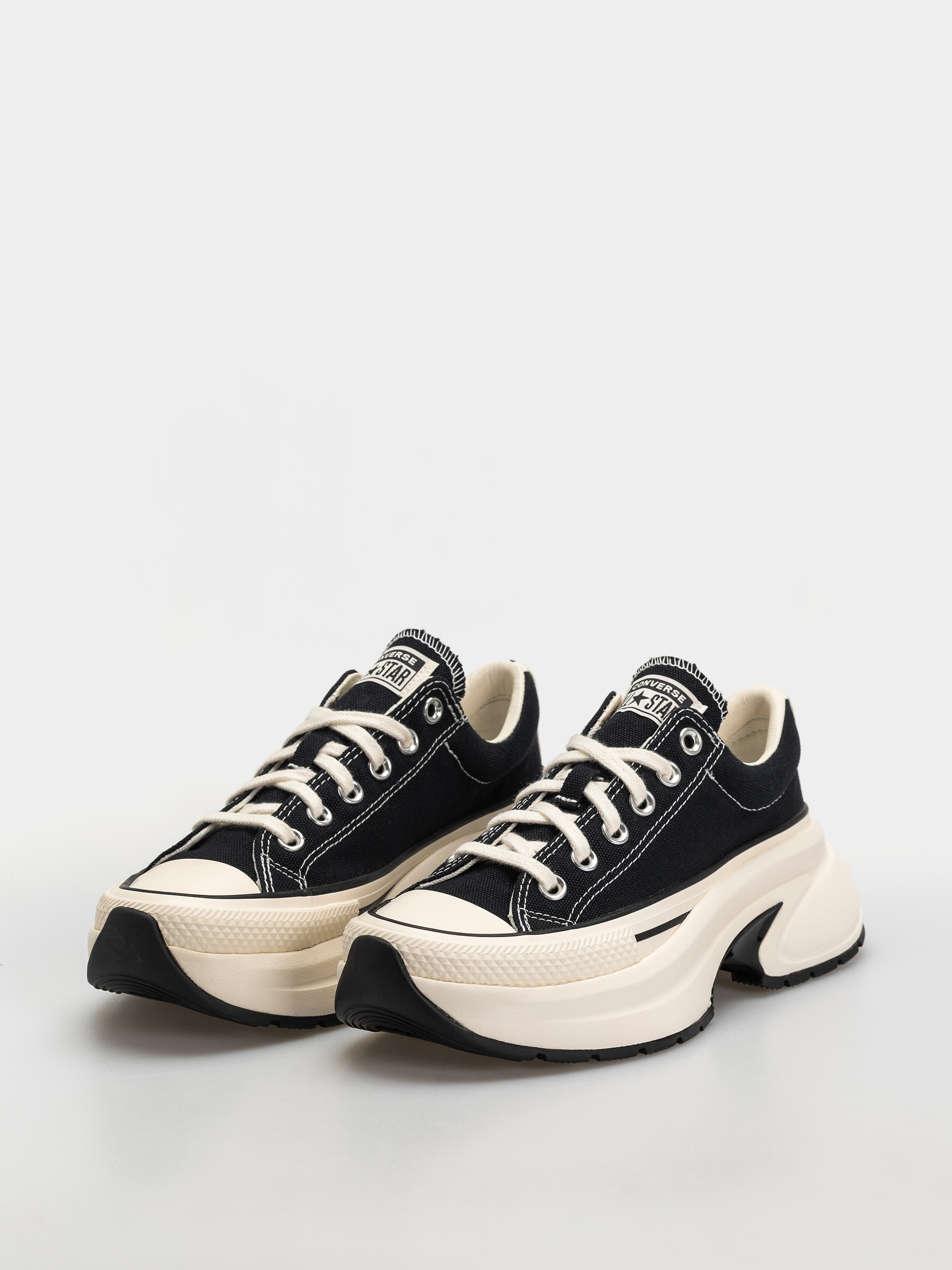 Converse Run Star Crush Ox Wmn Shoes (black/egret/black)