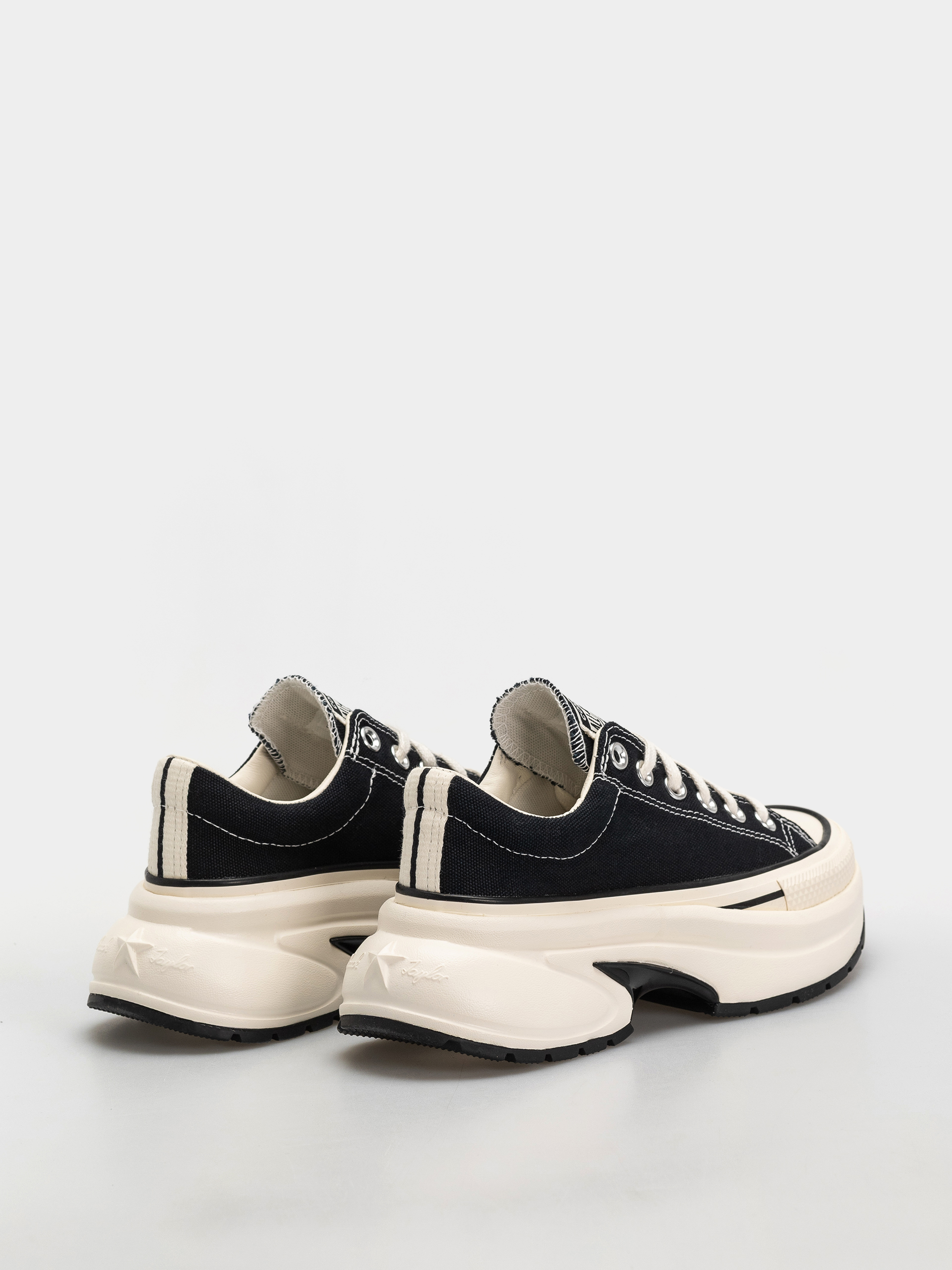 Converse Run Star Crush Ox Wmn Schuhe (black/egret/black)