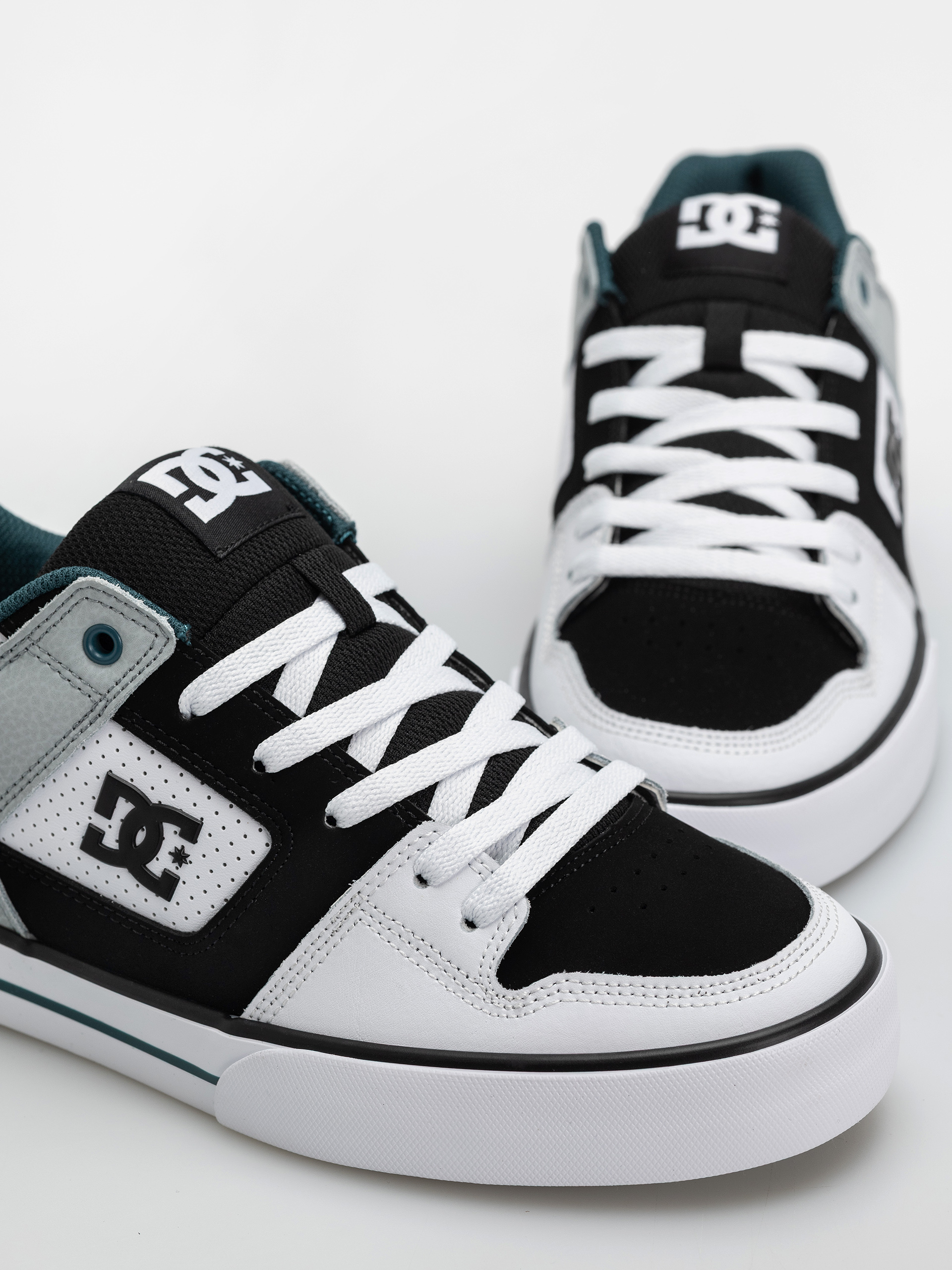 DC Pure Shoes (new teal/white)