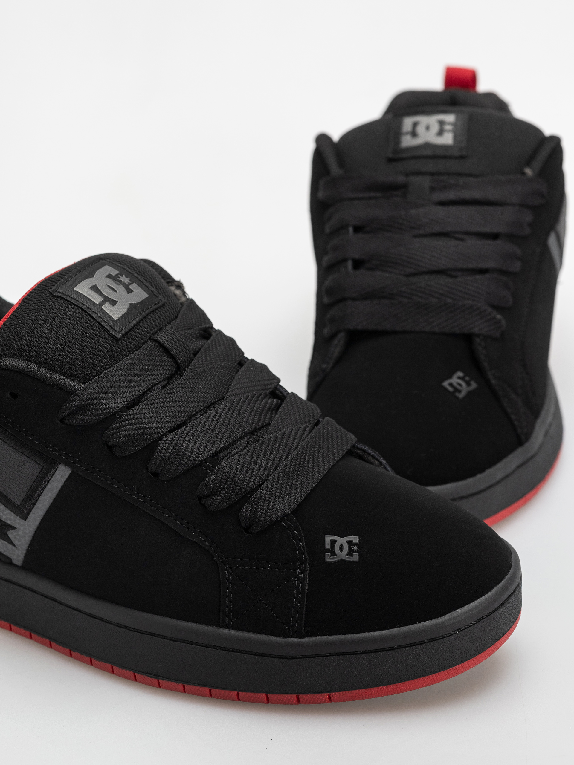 DC Court Graffik Shoes (black/grey/red)