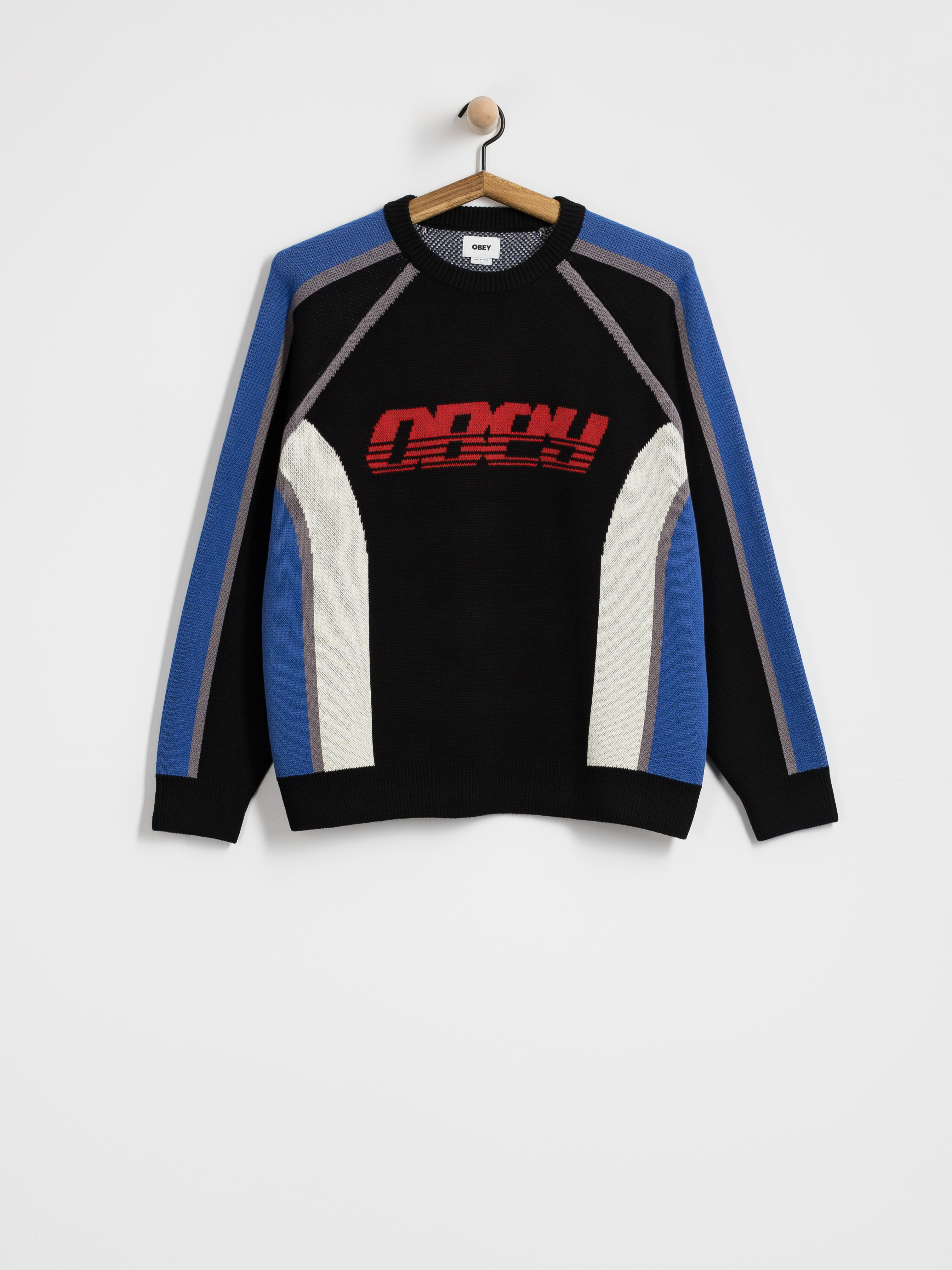 OBEY Estadio Pulli