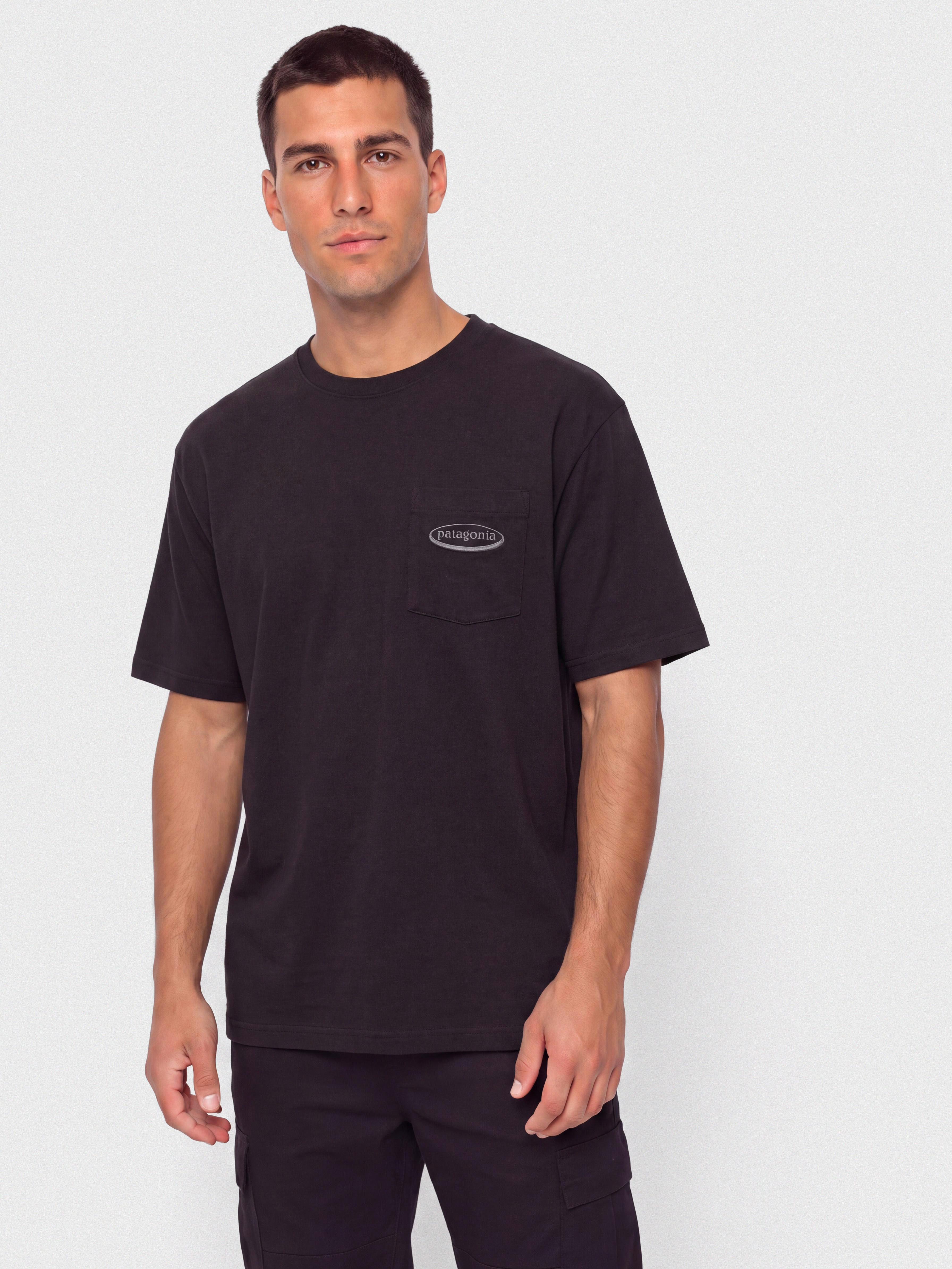 Patagonia Midweight '95 Oval Logo Pocket T-Shirt (black)
