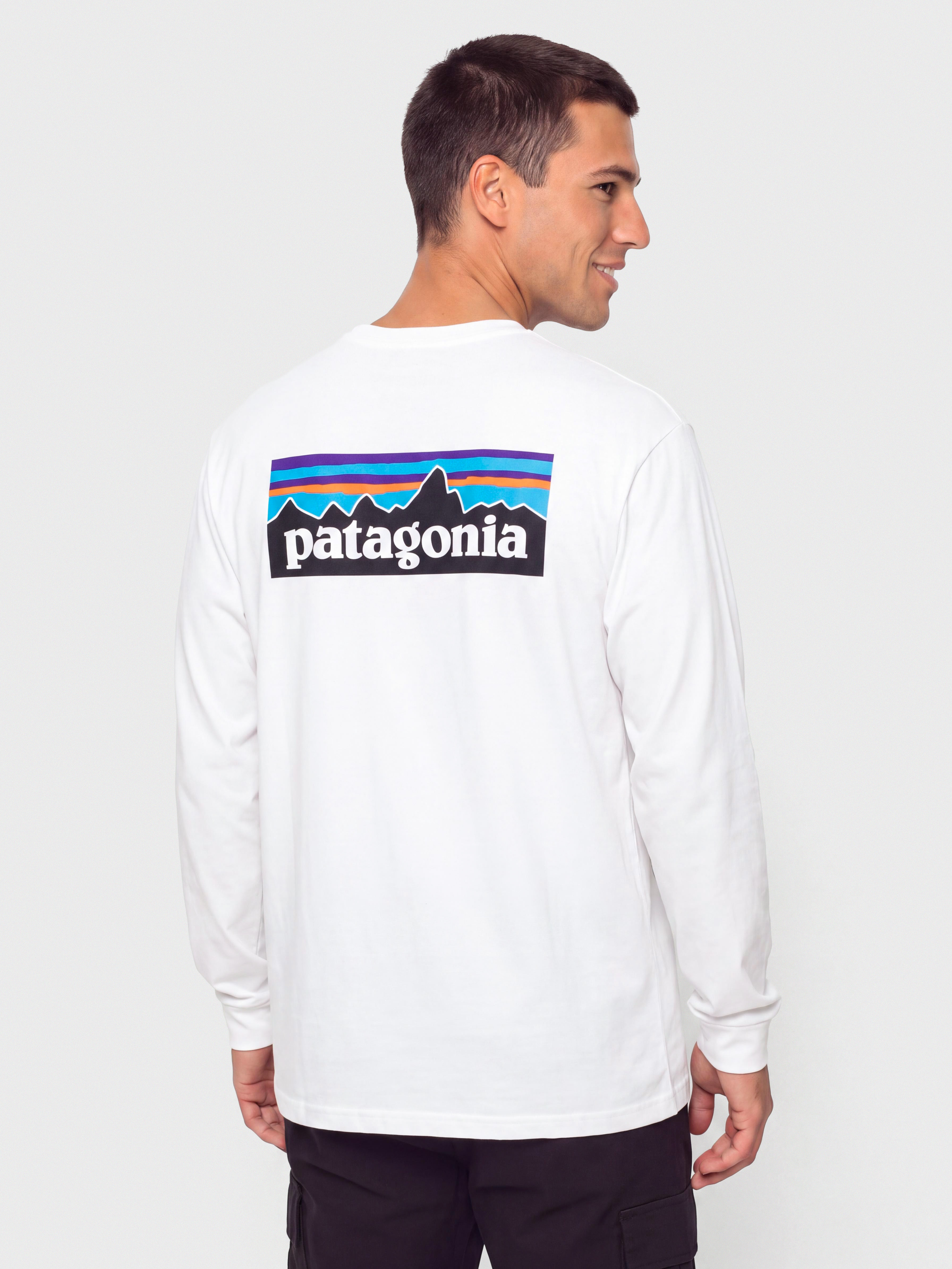 Patagonia P 6 Logo Responsibili Longsleeve (fiber white)