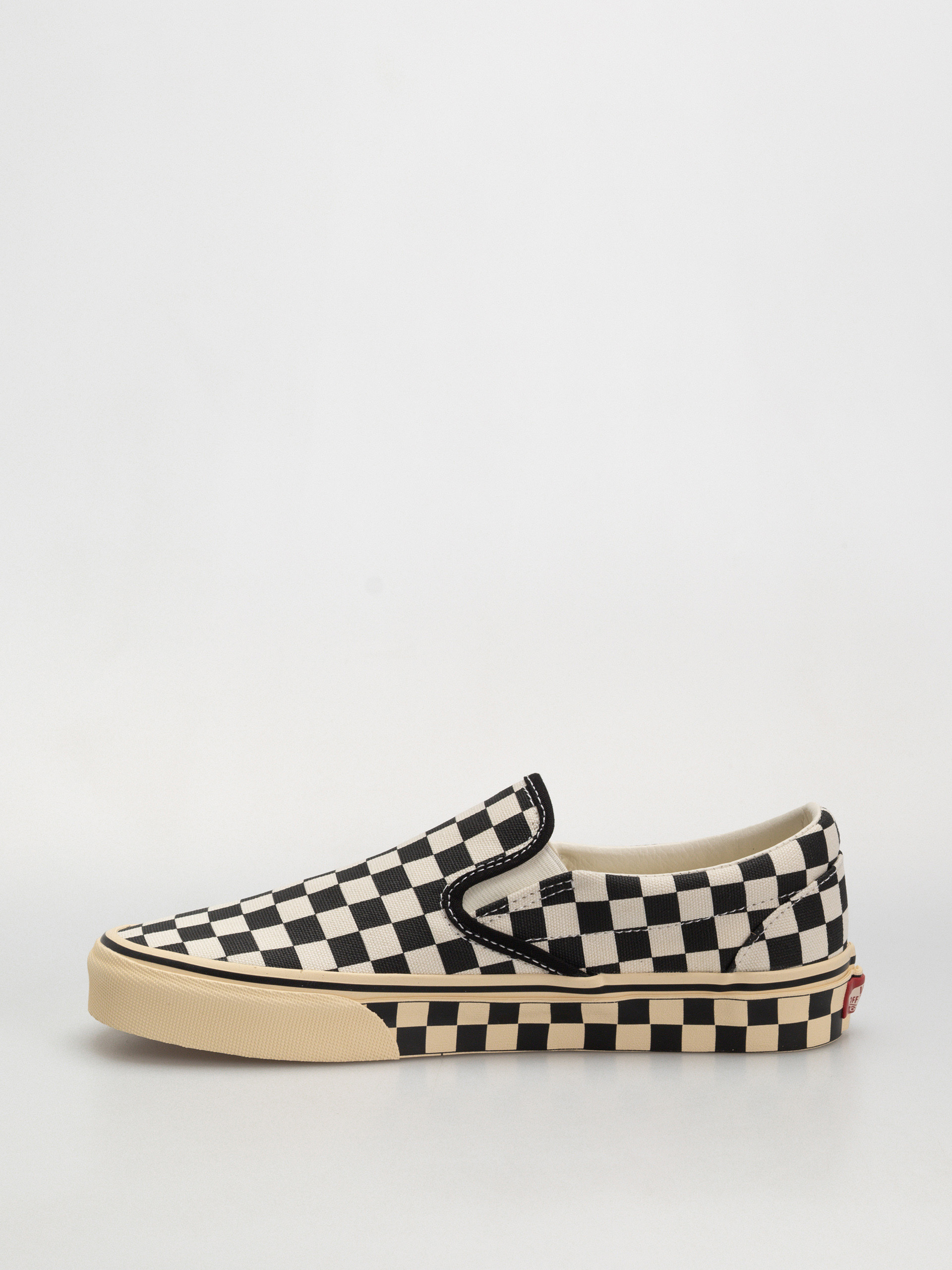 Vans Classic Slip On Schuhe (black/marshmllw)