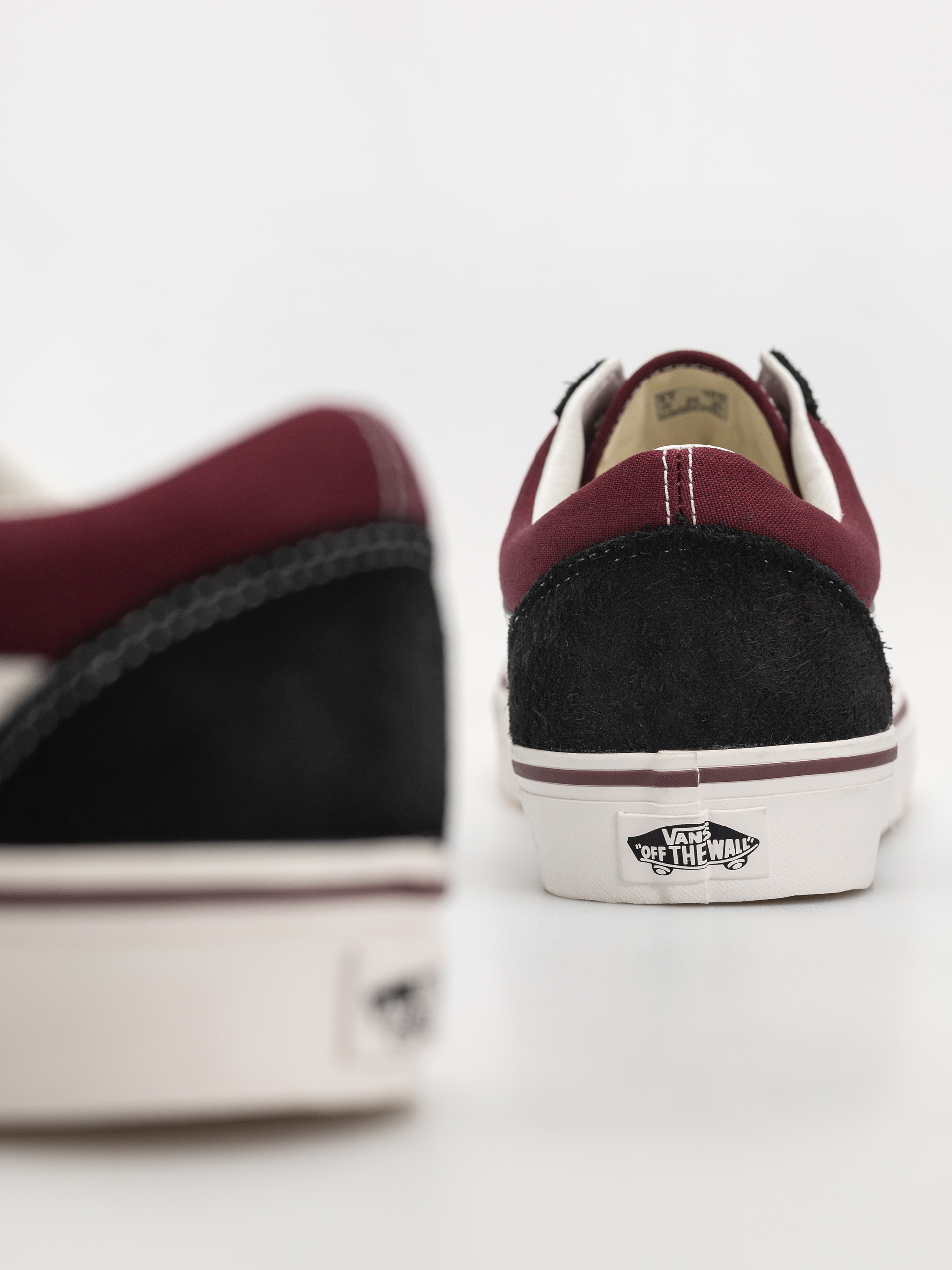 Vans Old Skool Shoes (port/black)