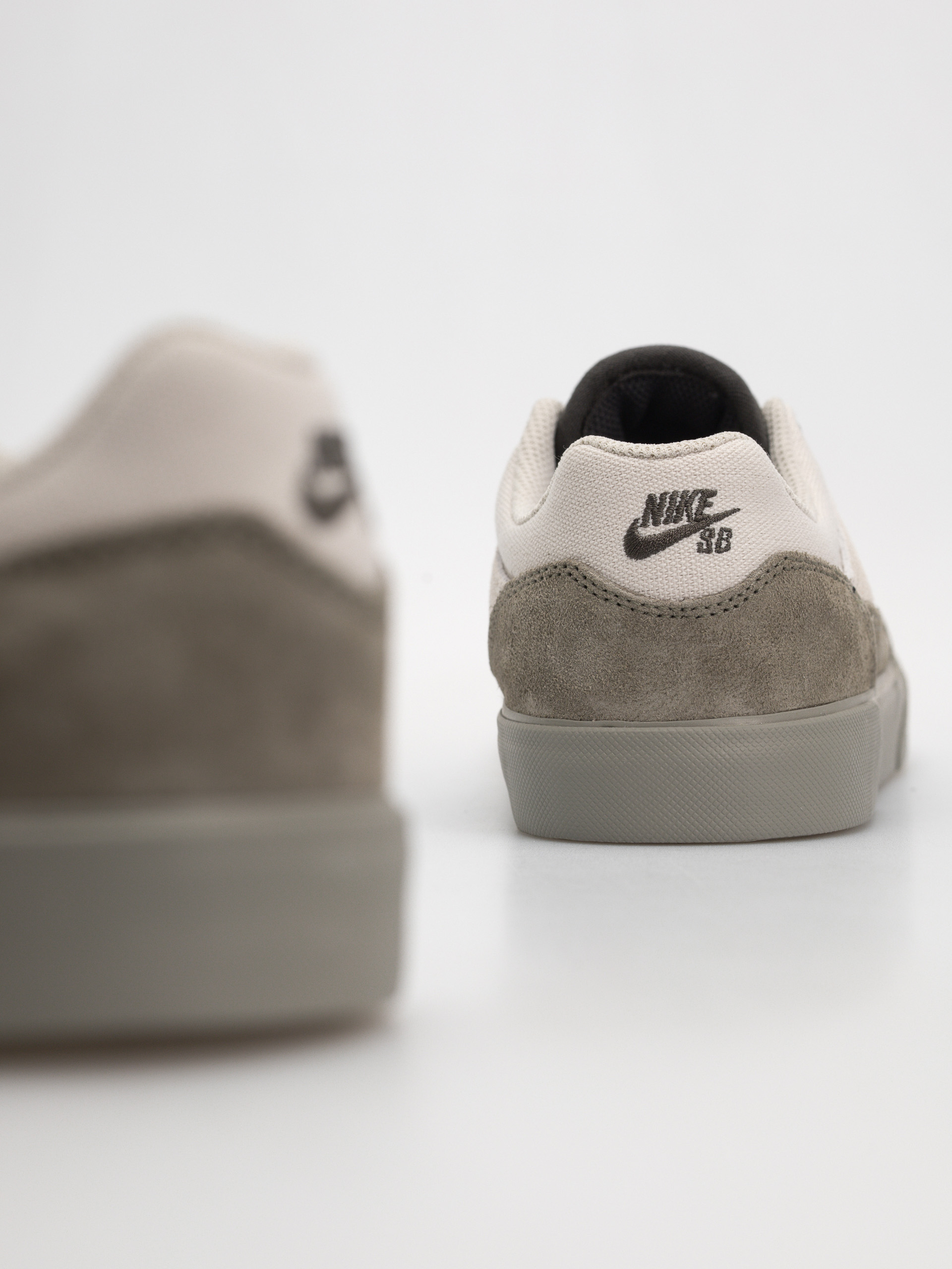 Nike SB Malor Schuhe (light bone/light bone light army)