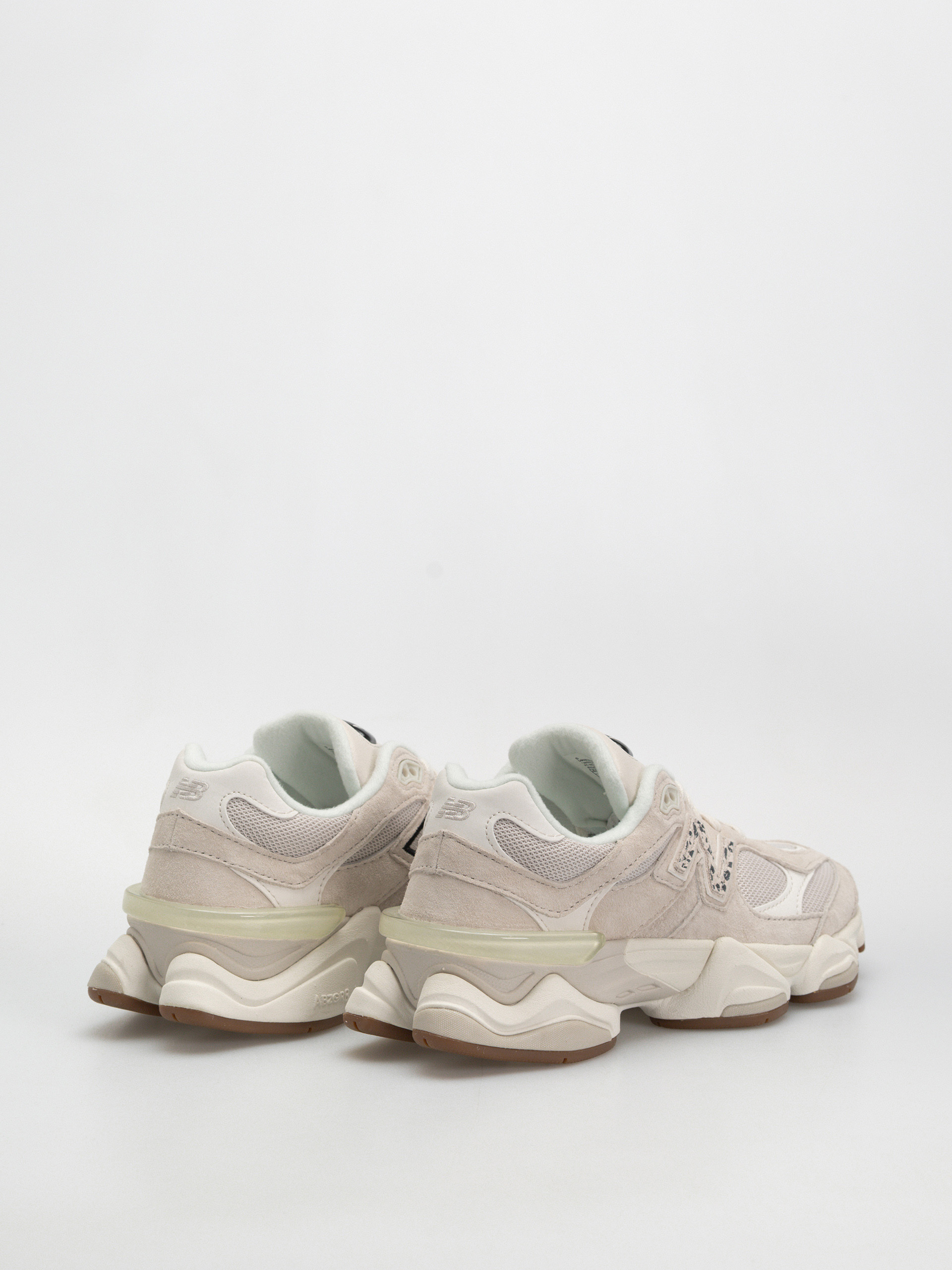 New Balance 9060 Schuhe (moonbeam/sea salt/black)