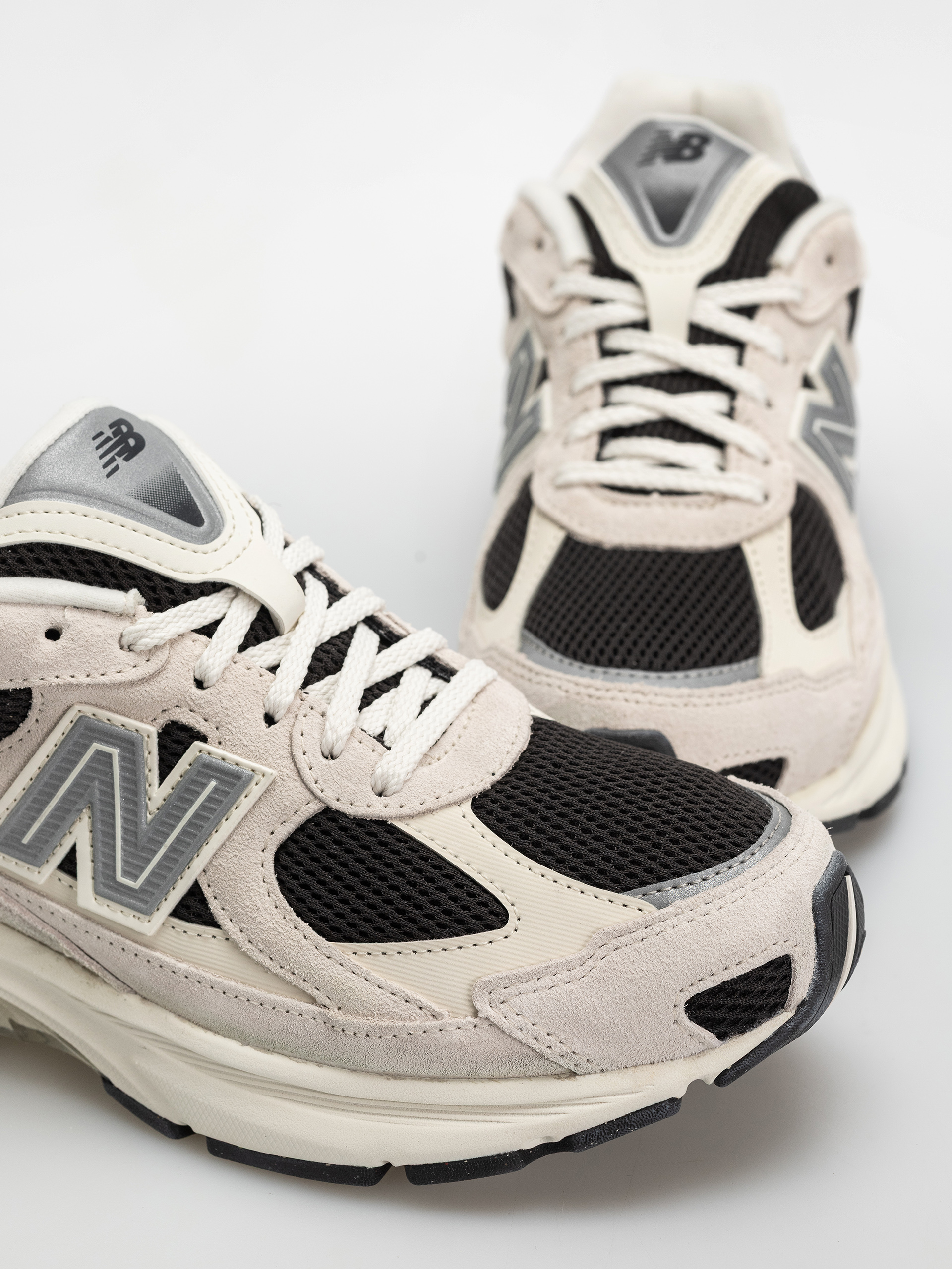 New Balance 2010 Schuhe (sea salt/black cement)