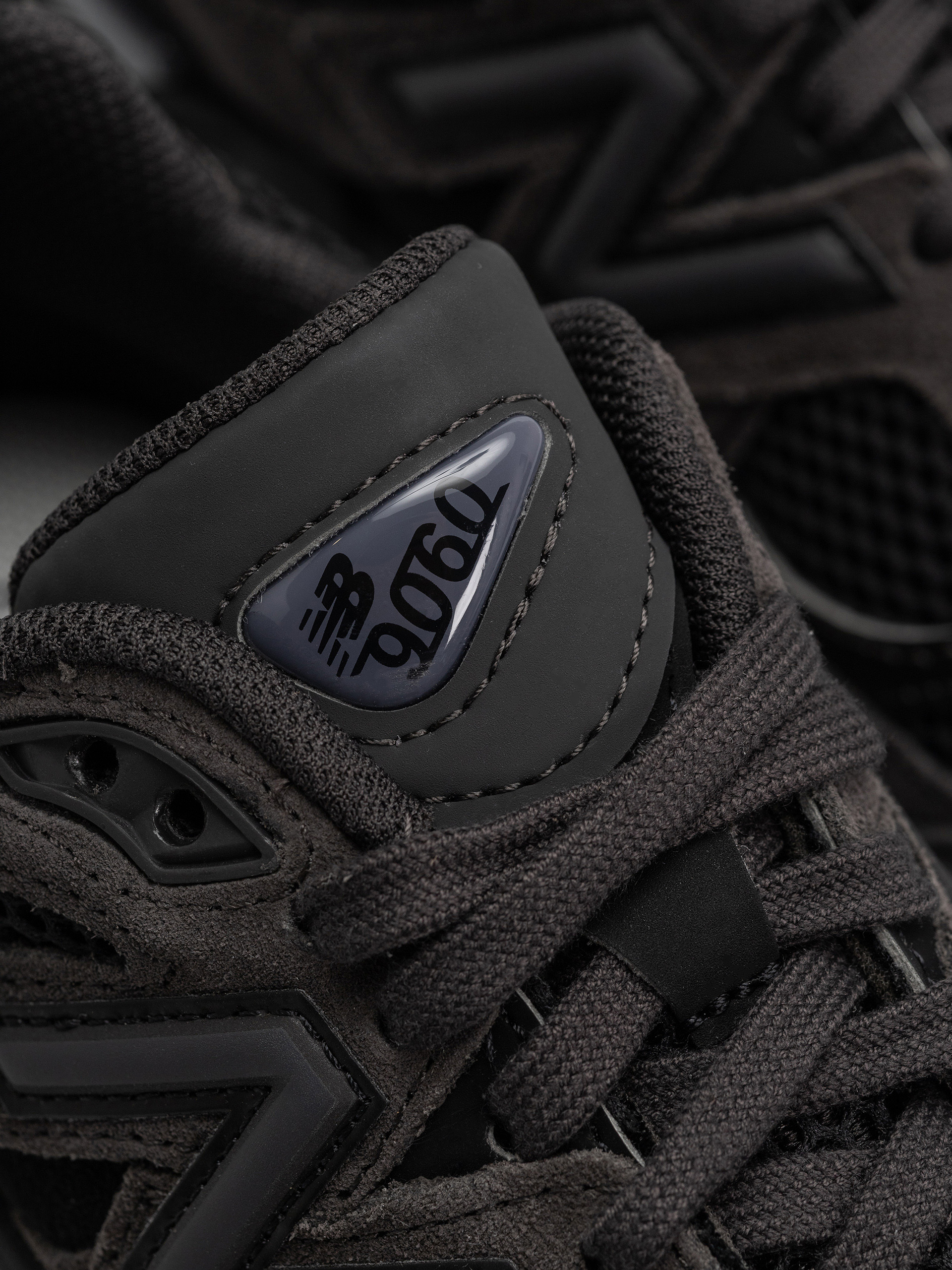 New Balance 9060 JR Schuhe (black/neptune grey)