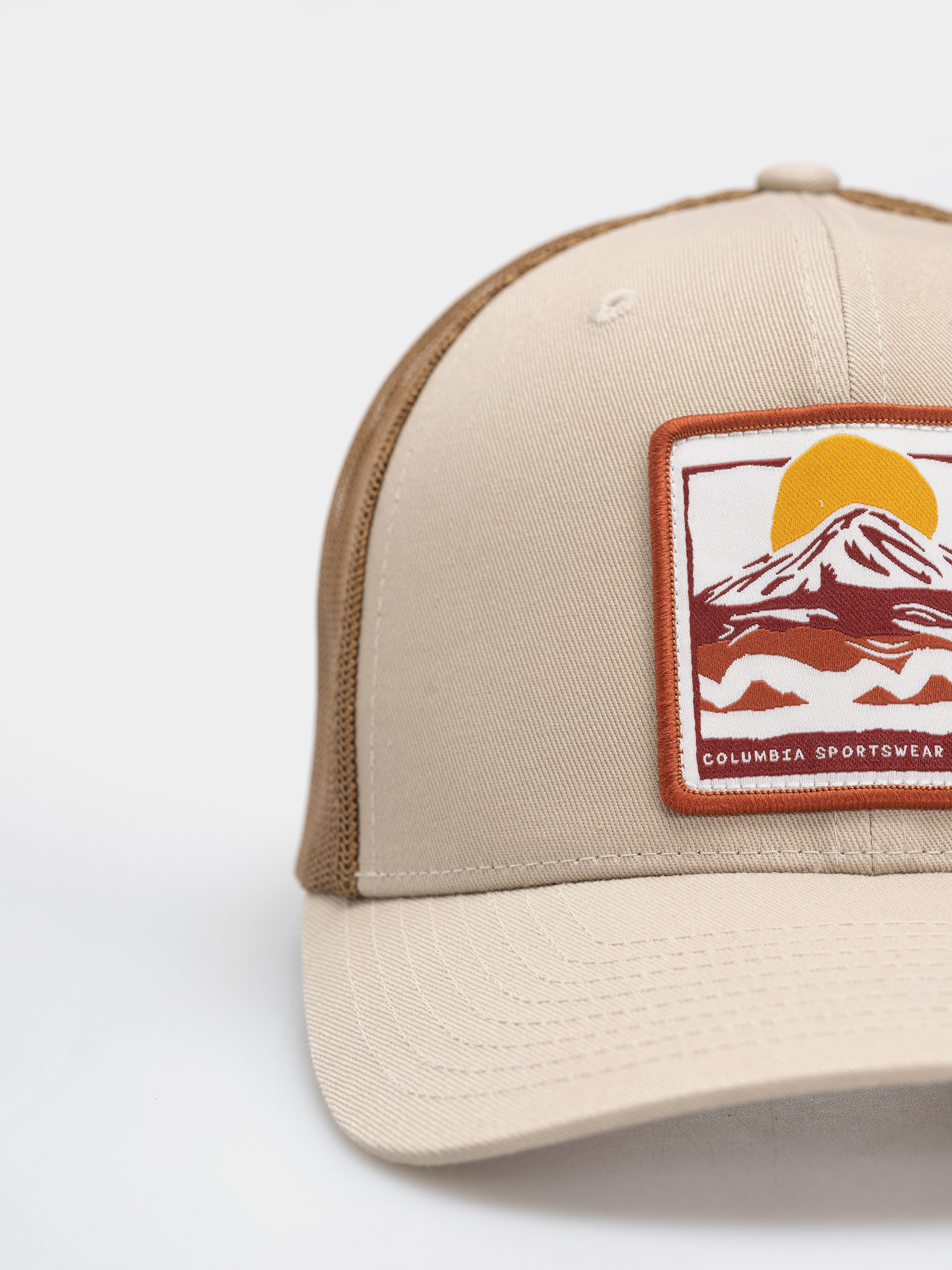 Columbia Mesh Snap Back Cap (ancient fossil)
