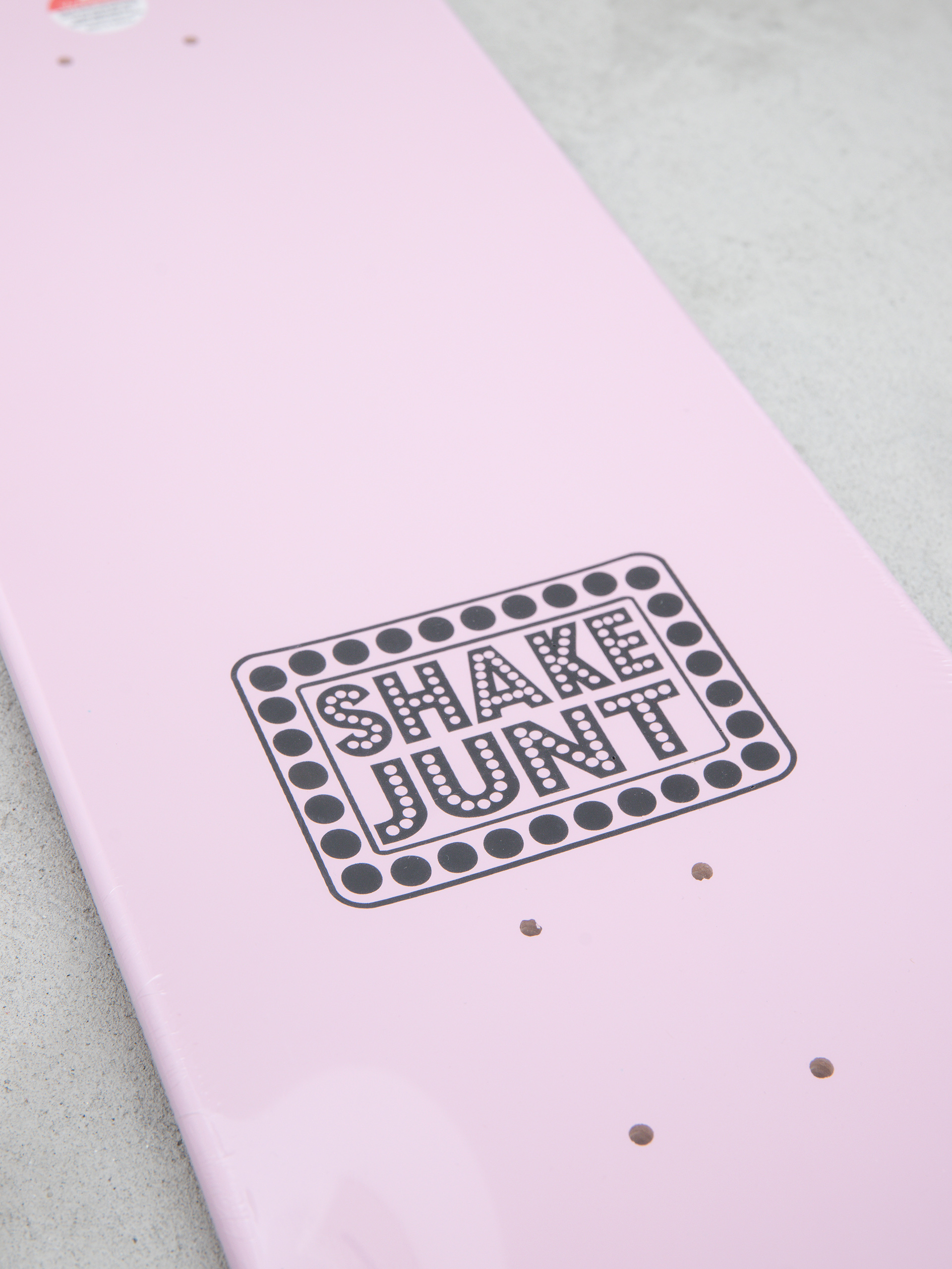Shake Junt Pinky Deck