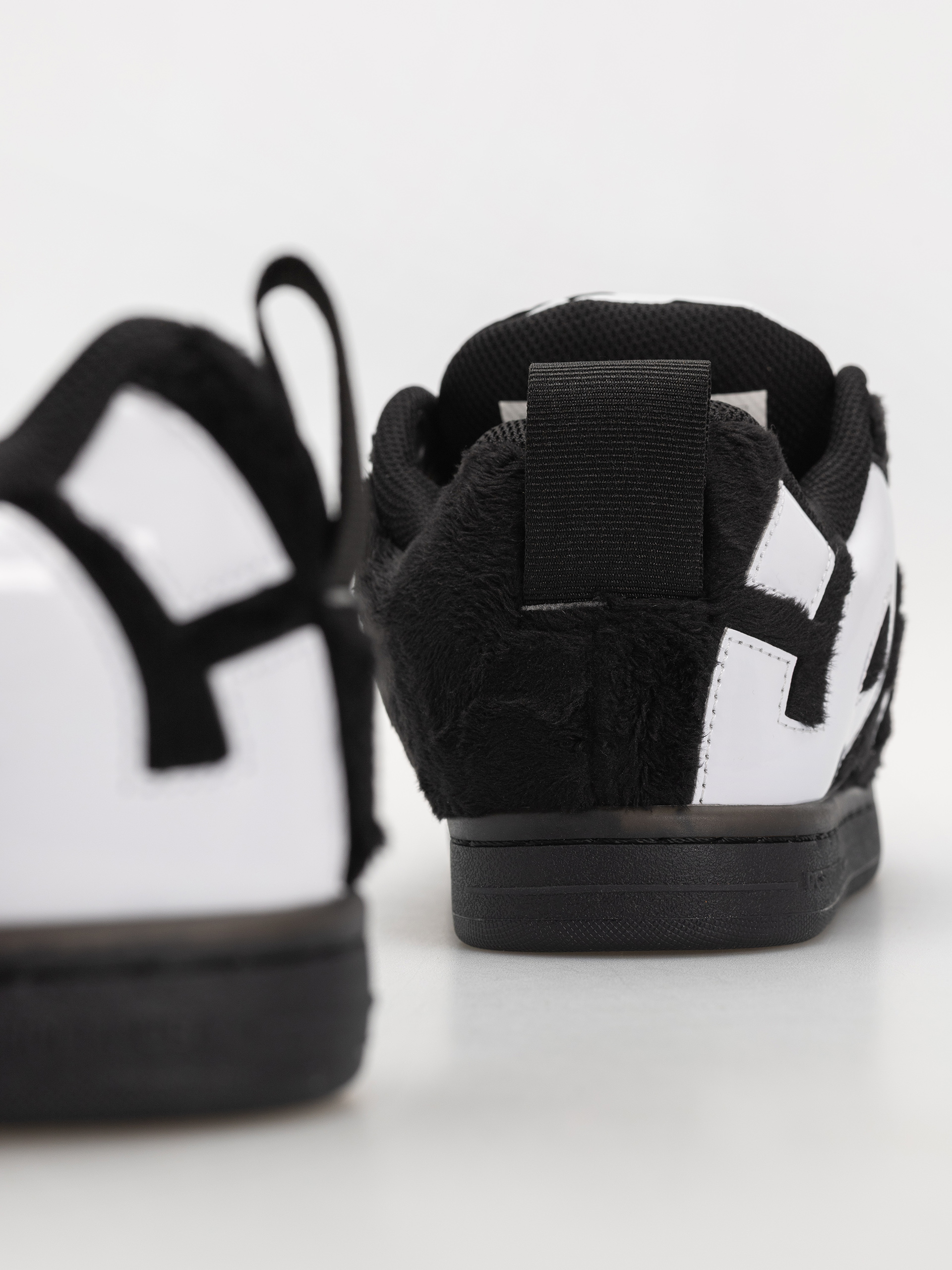 DC Court Graffik Puff Schuhe (black/black/white)