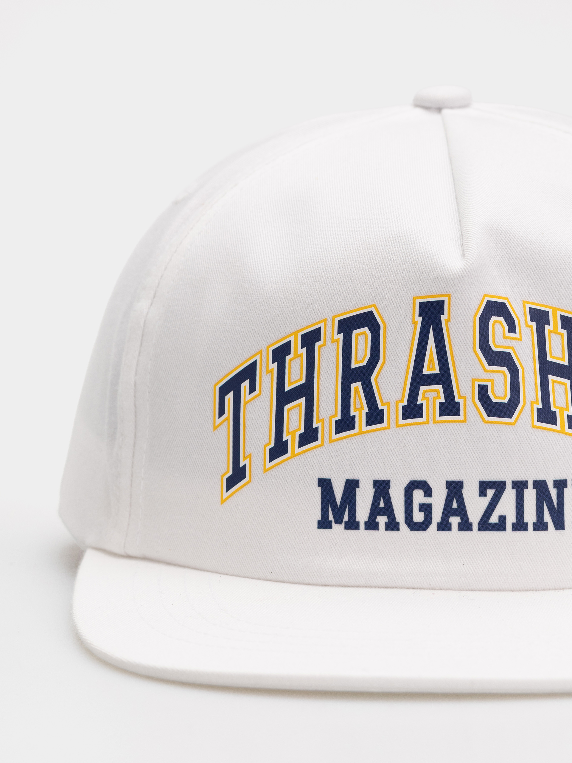 Thrasher Dropout Snapback Cap (white)