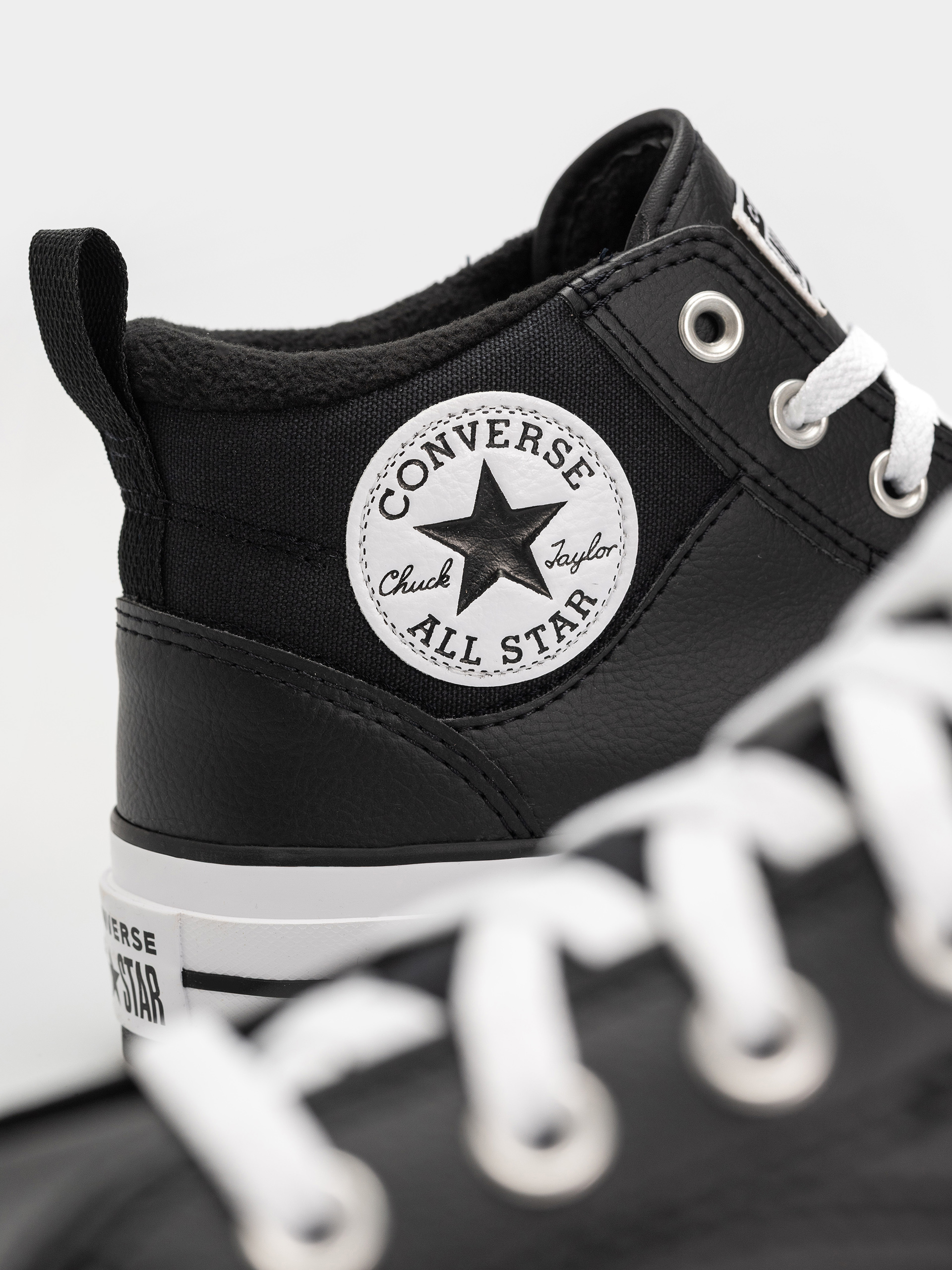 Converse Shoes Chuck Taylor All Star Malden Street Boot Mid (black/black)