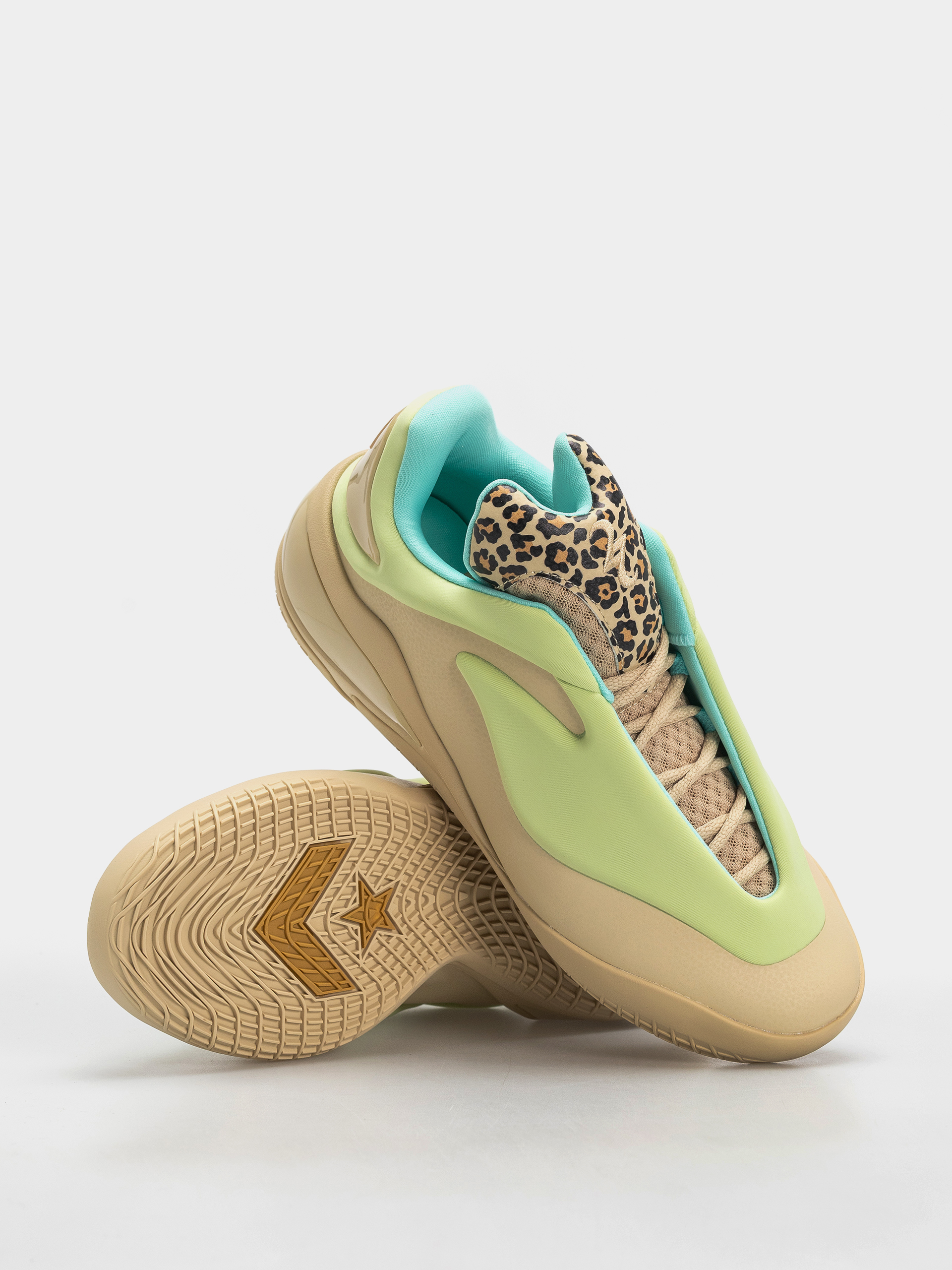 Converse Shoes Shai 001 Lace Up Ox (last straw)