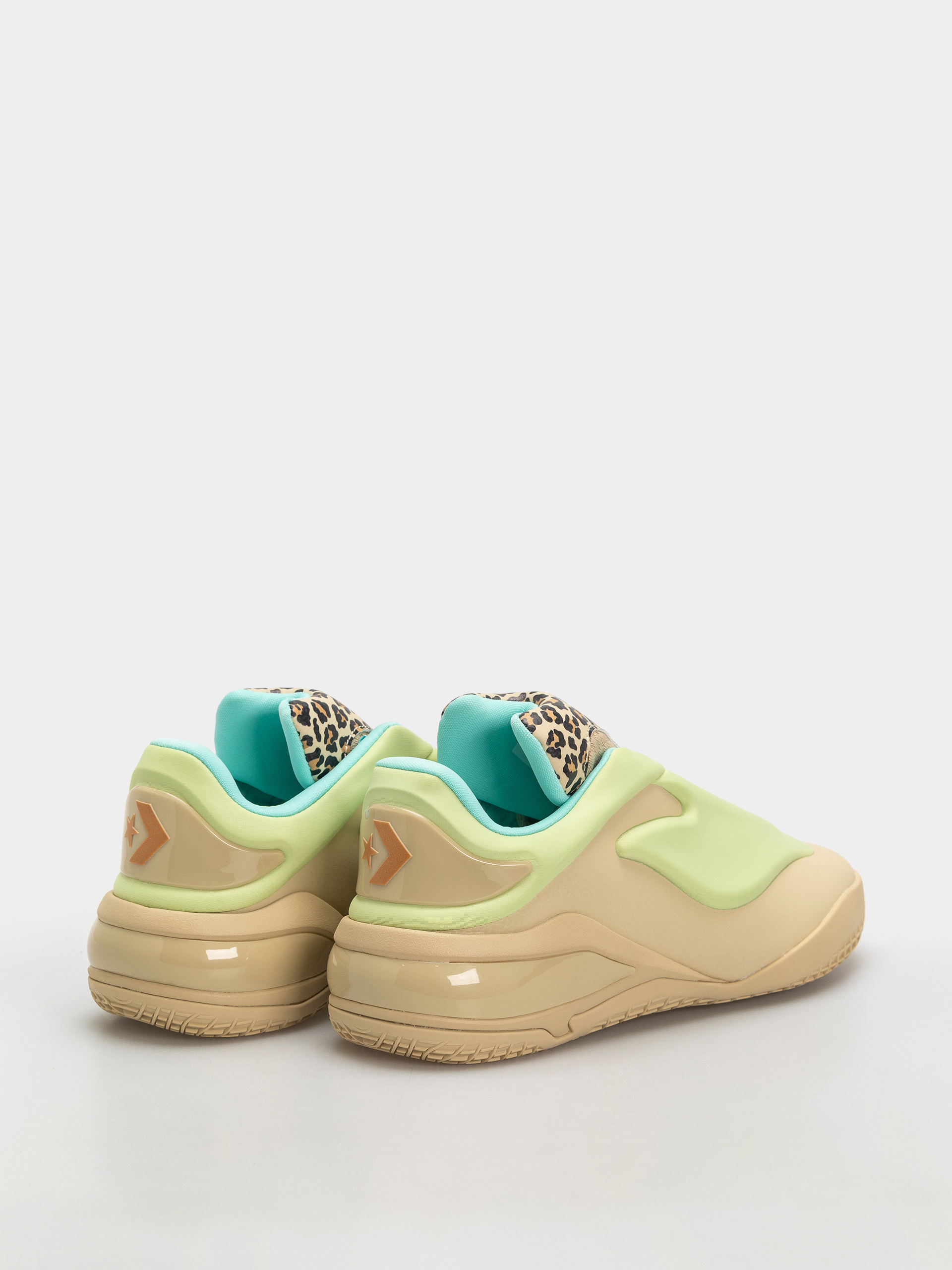 Converse Shoes Shai 001 Lace Up Ox (last straw)