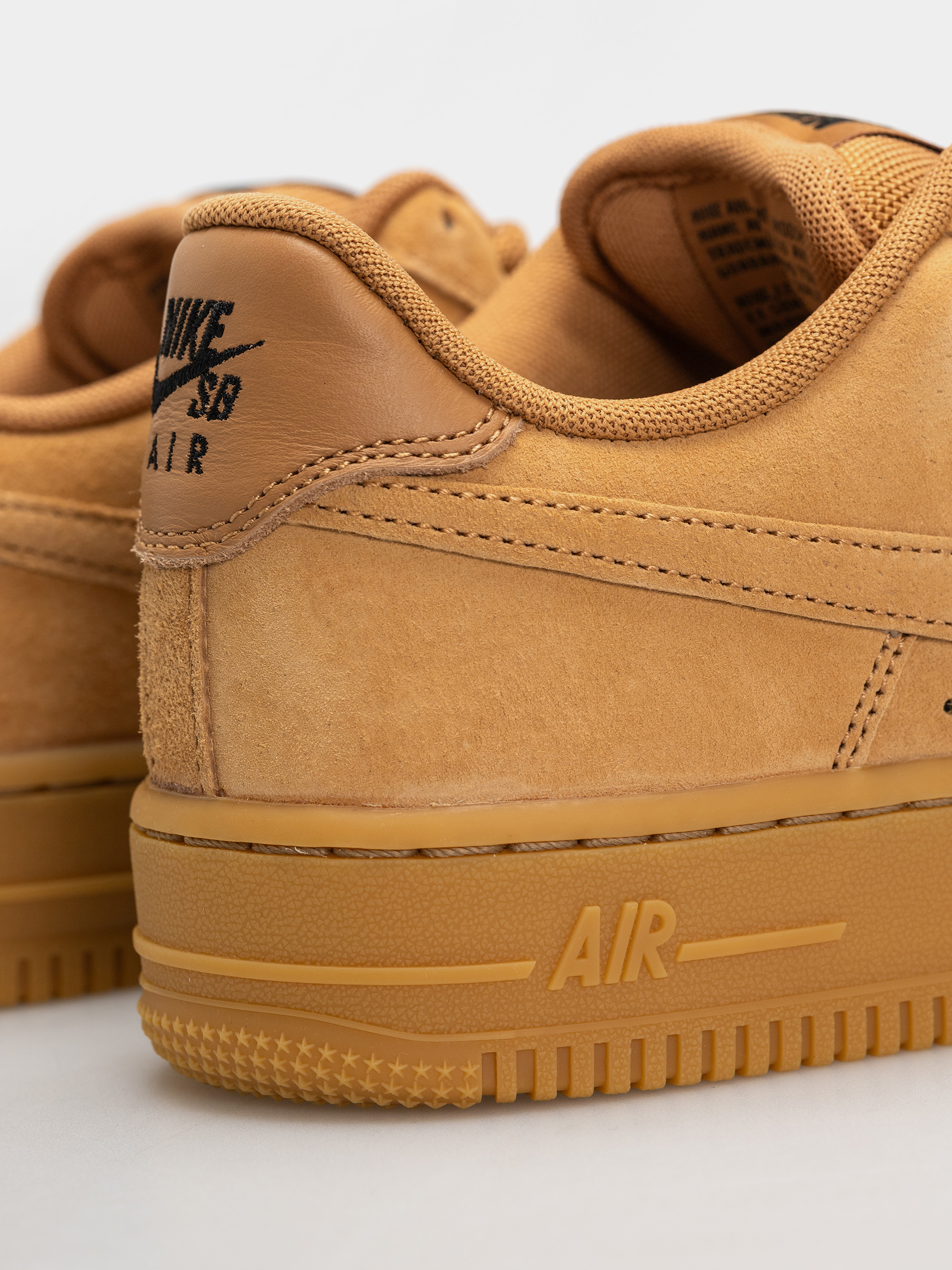 Nike SB Air Force 1 Shoes (flax/flax/black/gum light brown)
