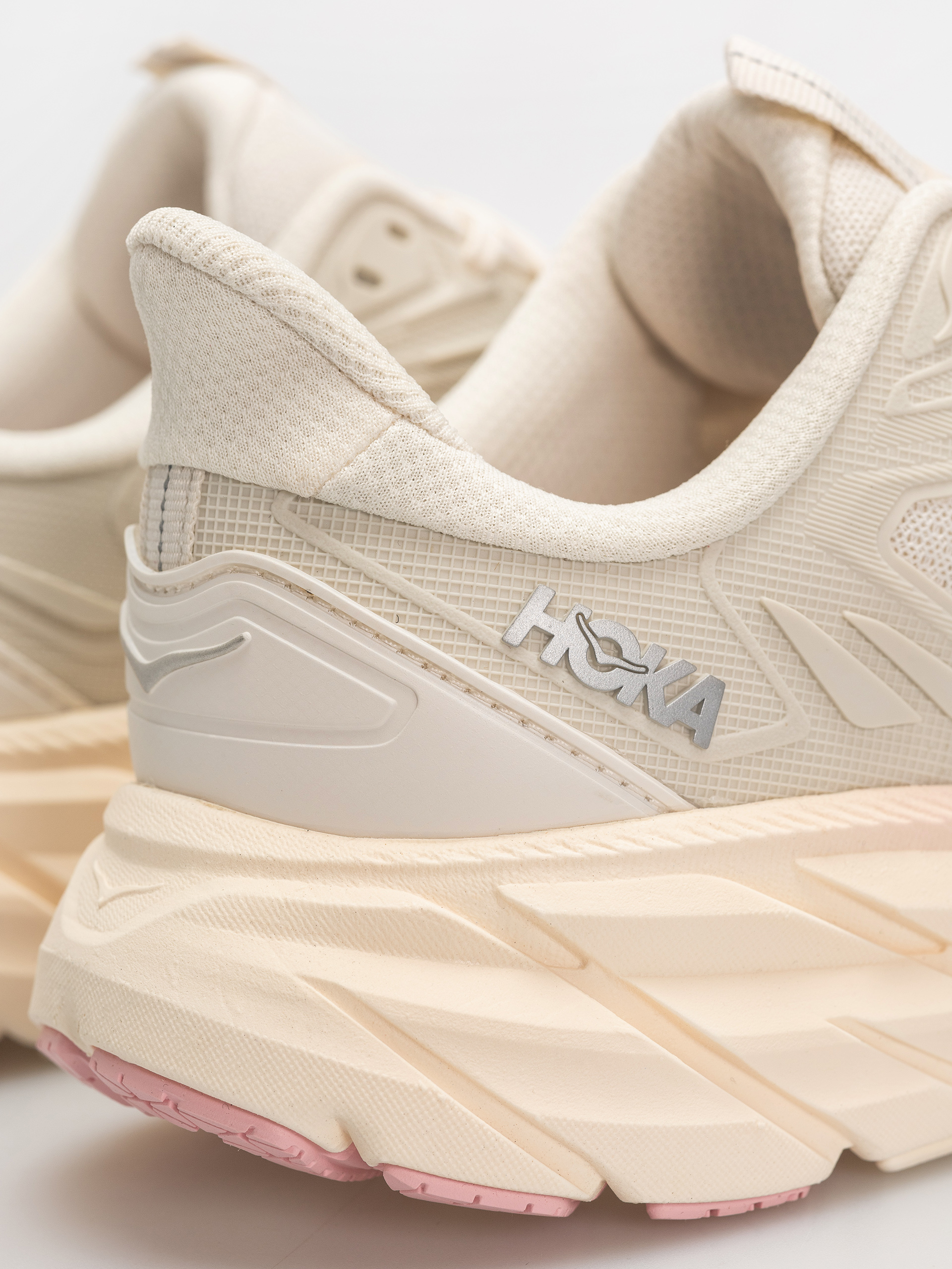 Hoka Clifton UTL Shoes Wmn (alabaster/dewy pink)
