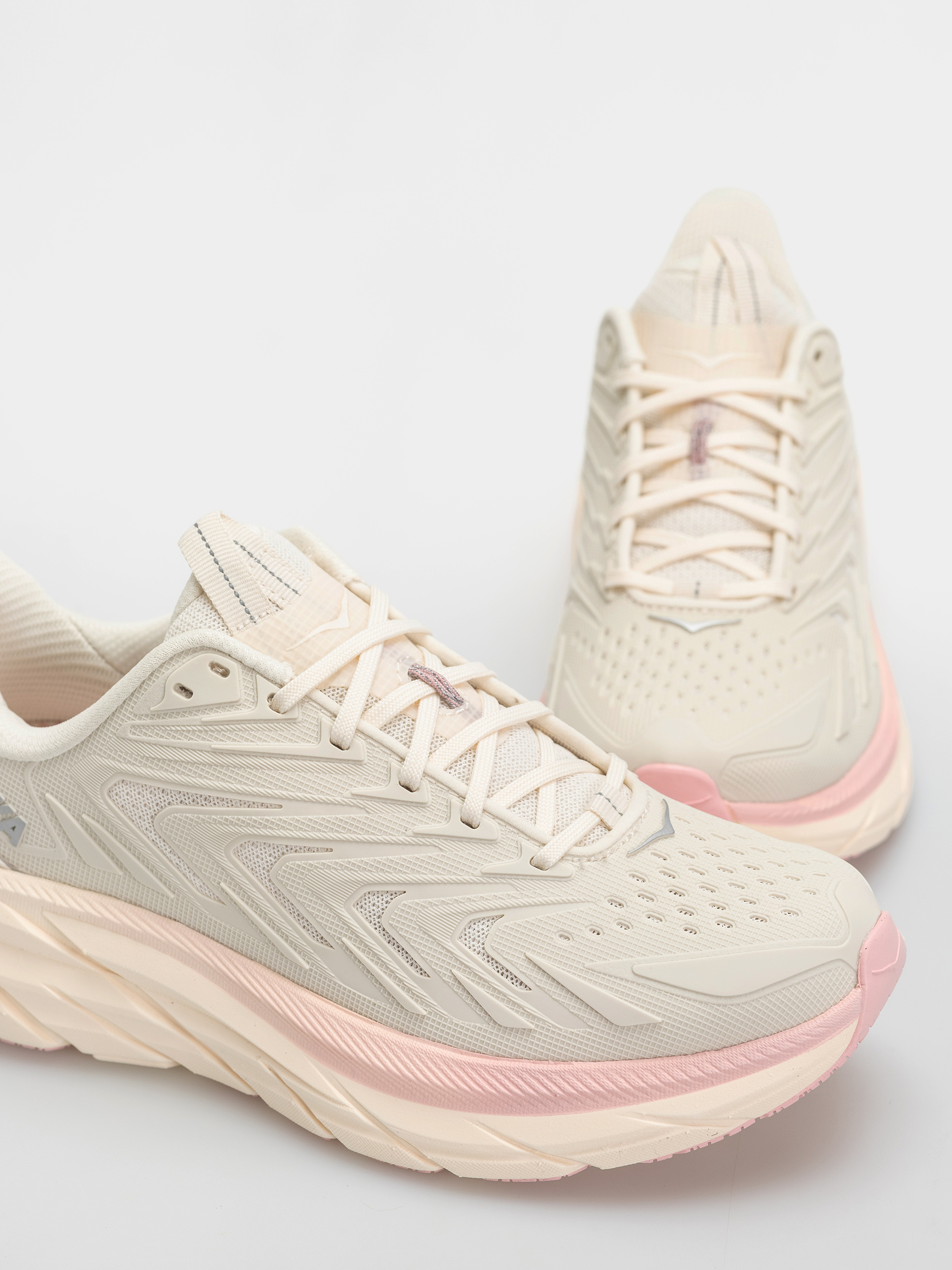 Hoka Clifton UTL Schuhe Wmn (alabaster/dewy pink)