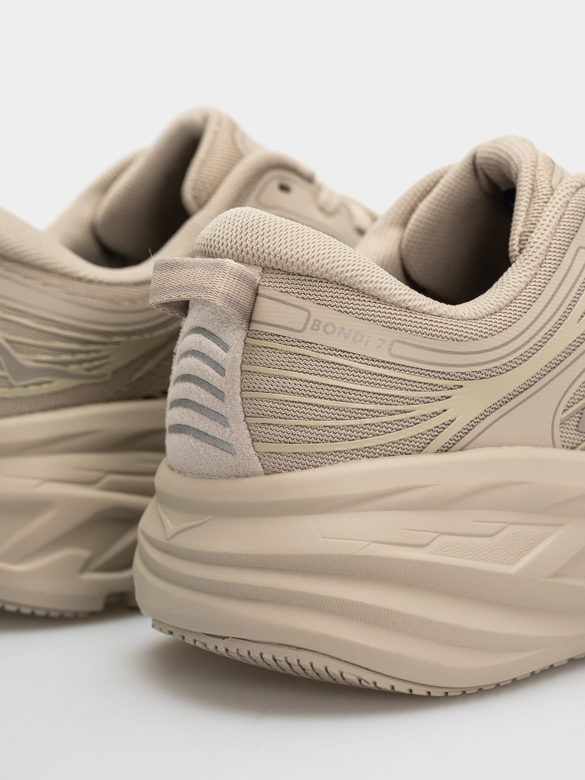 Hoka Schuhe Bondi 7 Wmn (archival taupe/archival taupe)