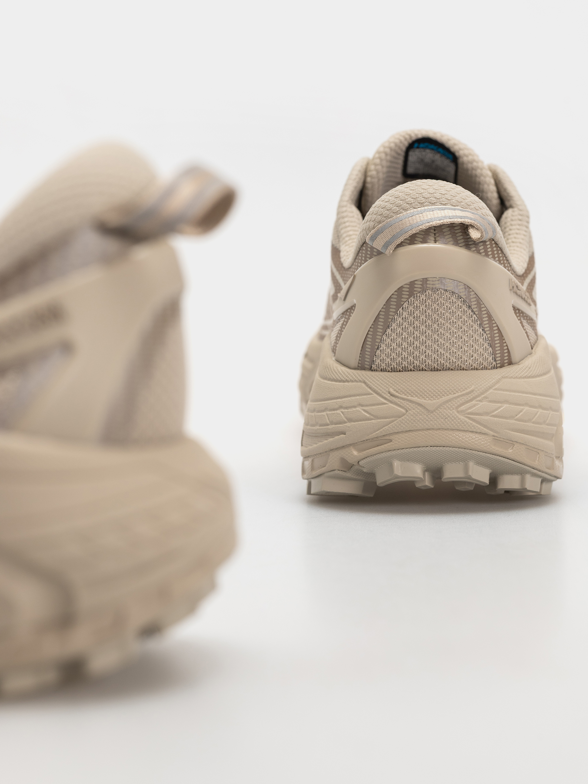 Hoka Schuhe Mafate Speed 2 (archival taupe/archival taupe)