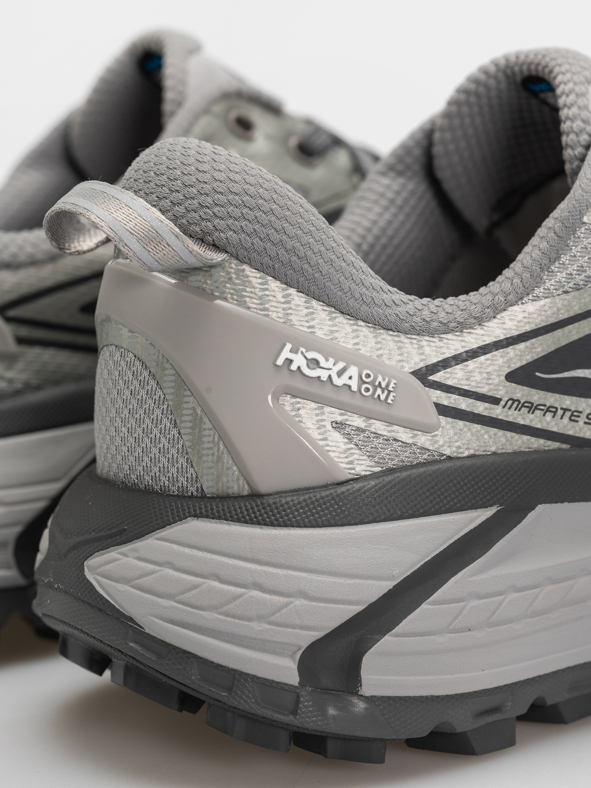 Hoka Shoes Mafate Speed 2 (stellar grey/outer orbit)