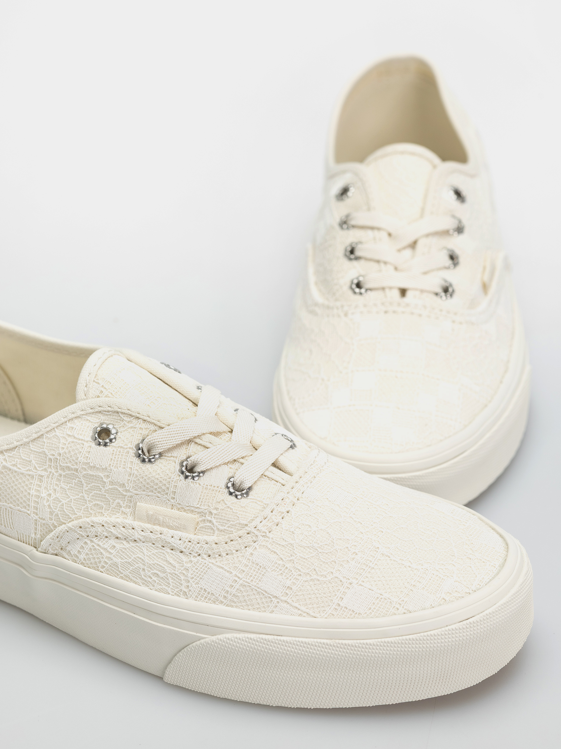 Vans Authentic Shoes (white)