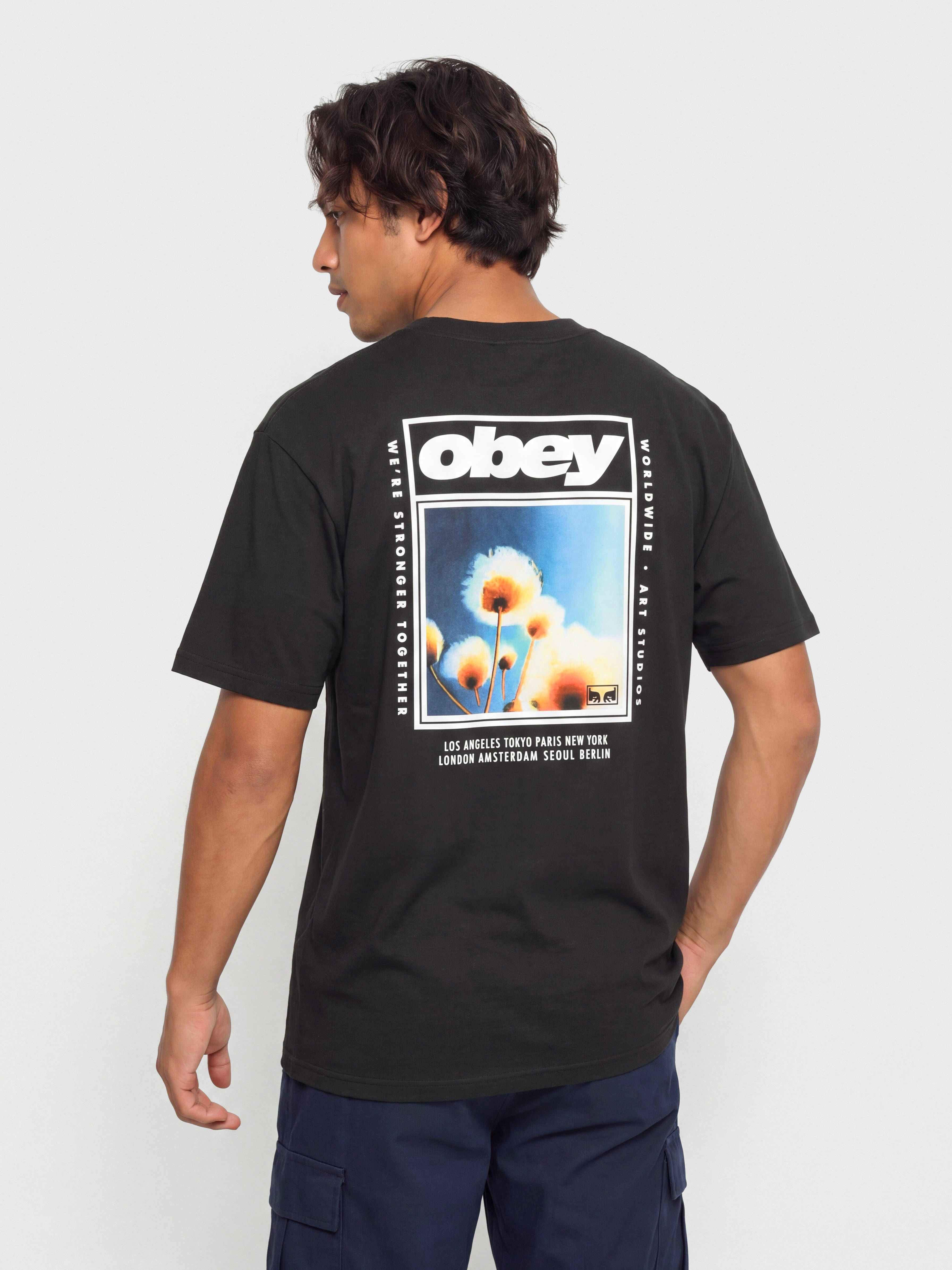 OBEY Stronger Together T-Shirt (vintage black)