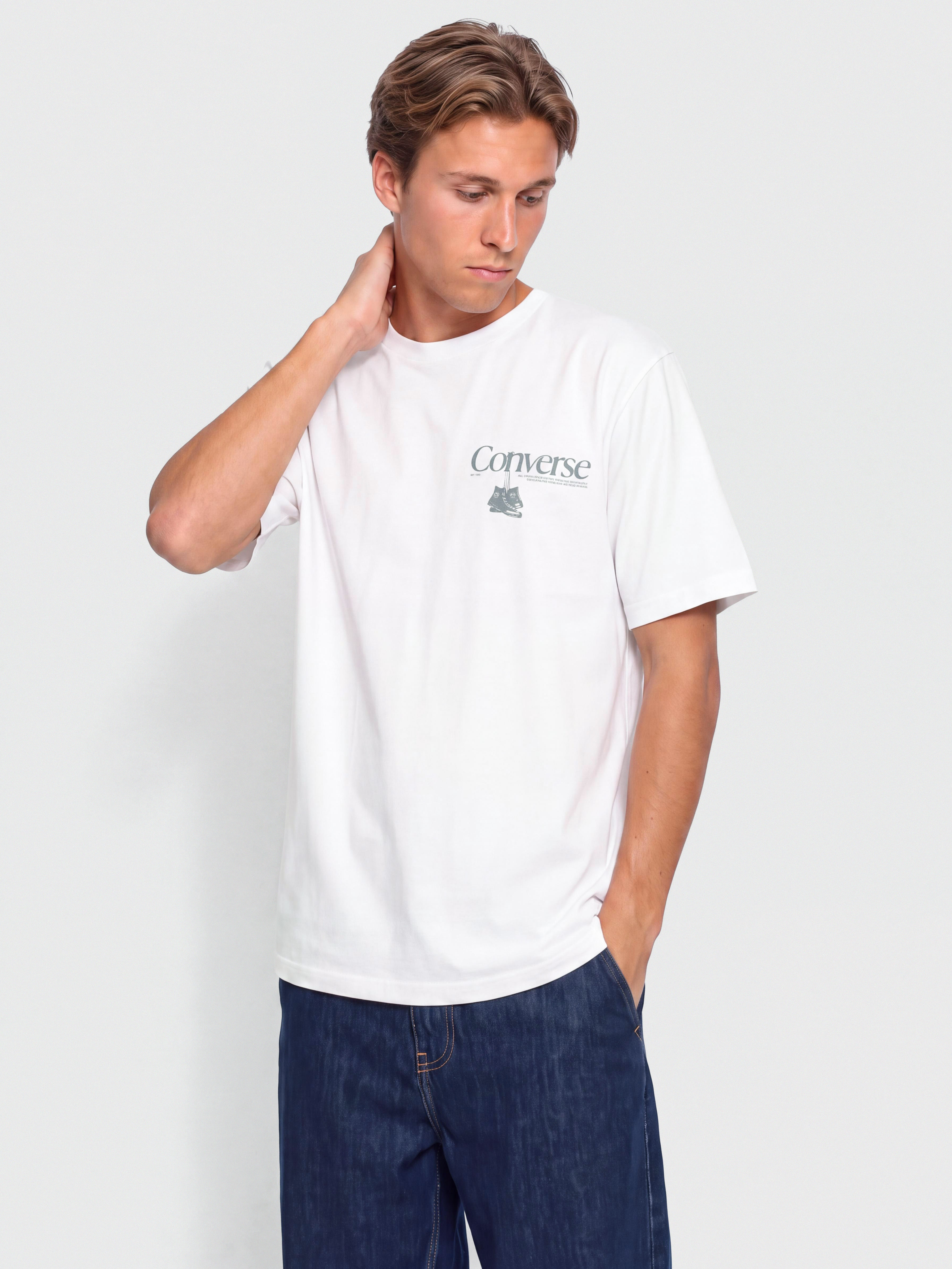 Converse T-Shirt Hanging Shoes