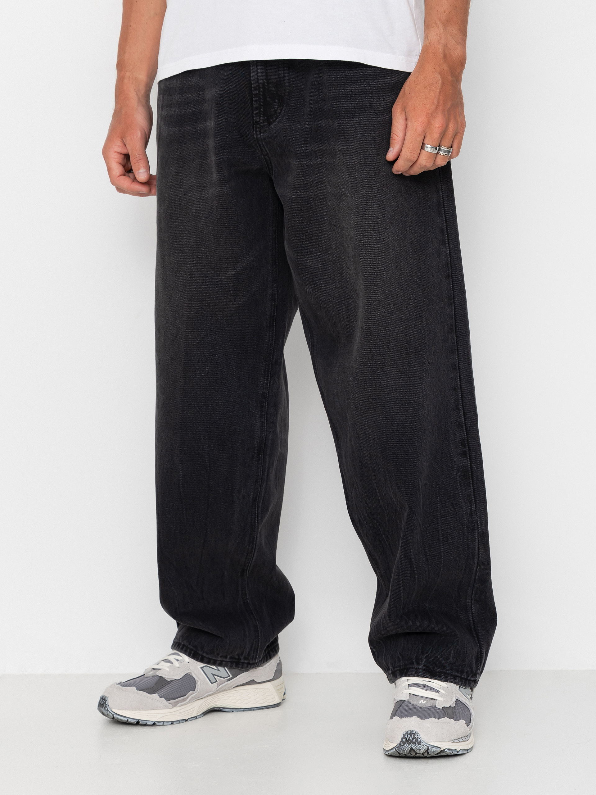 OBEY Bigwig Baggy Denim Hose (heavy vintage black)