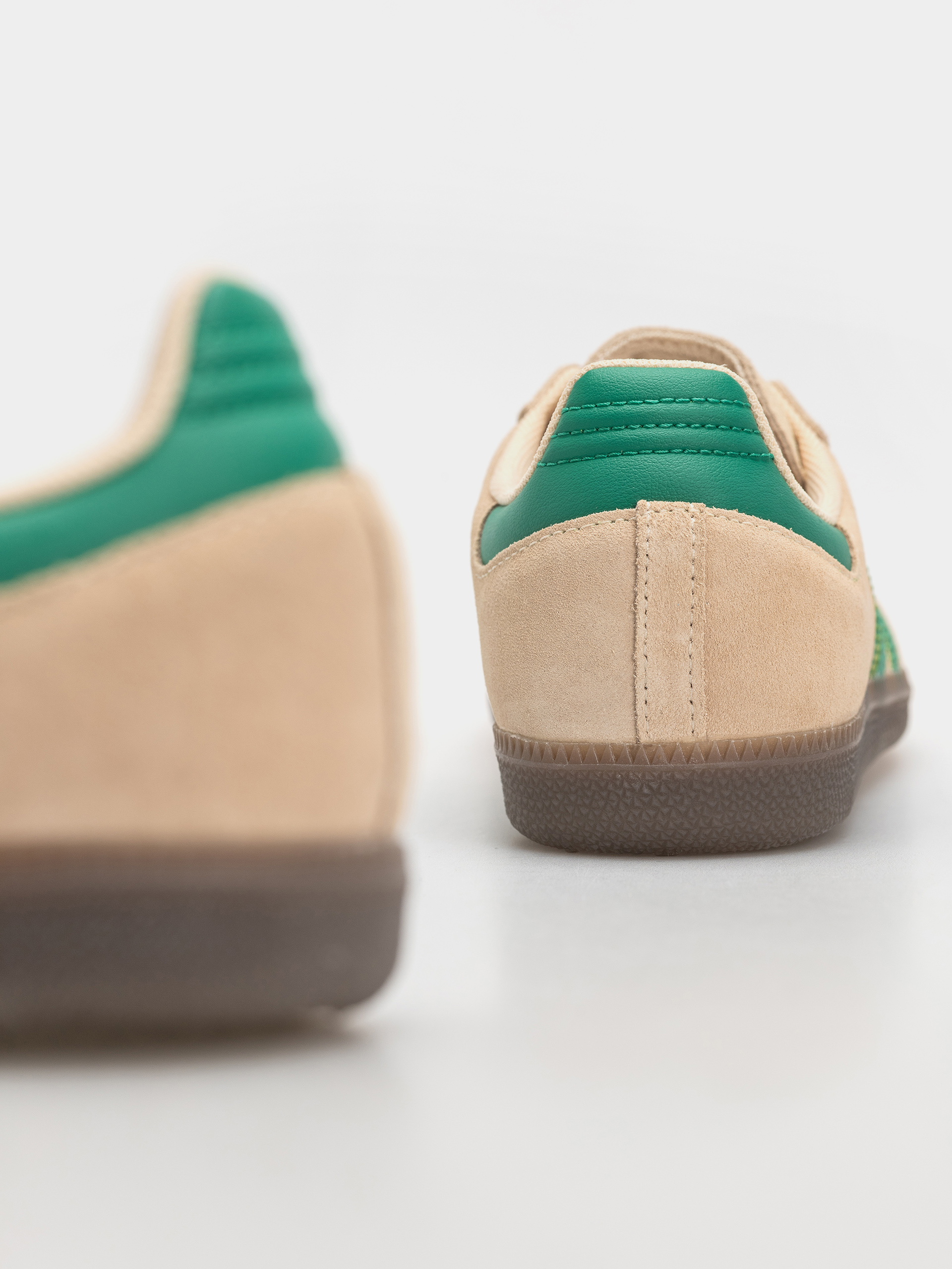 adidas Samba Adv Shoes (sanstr/cougrn/gum4)