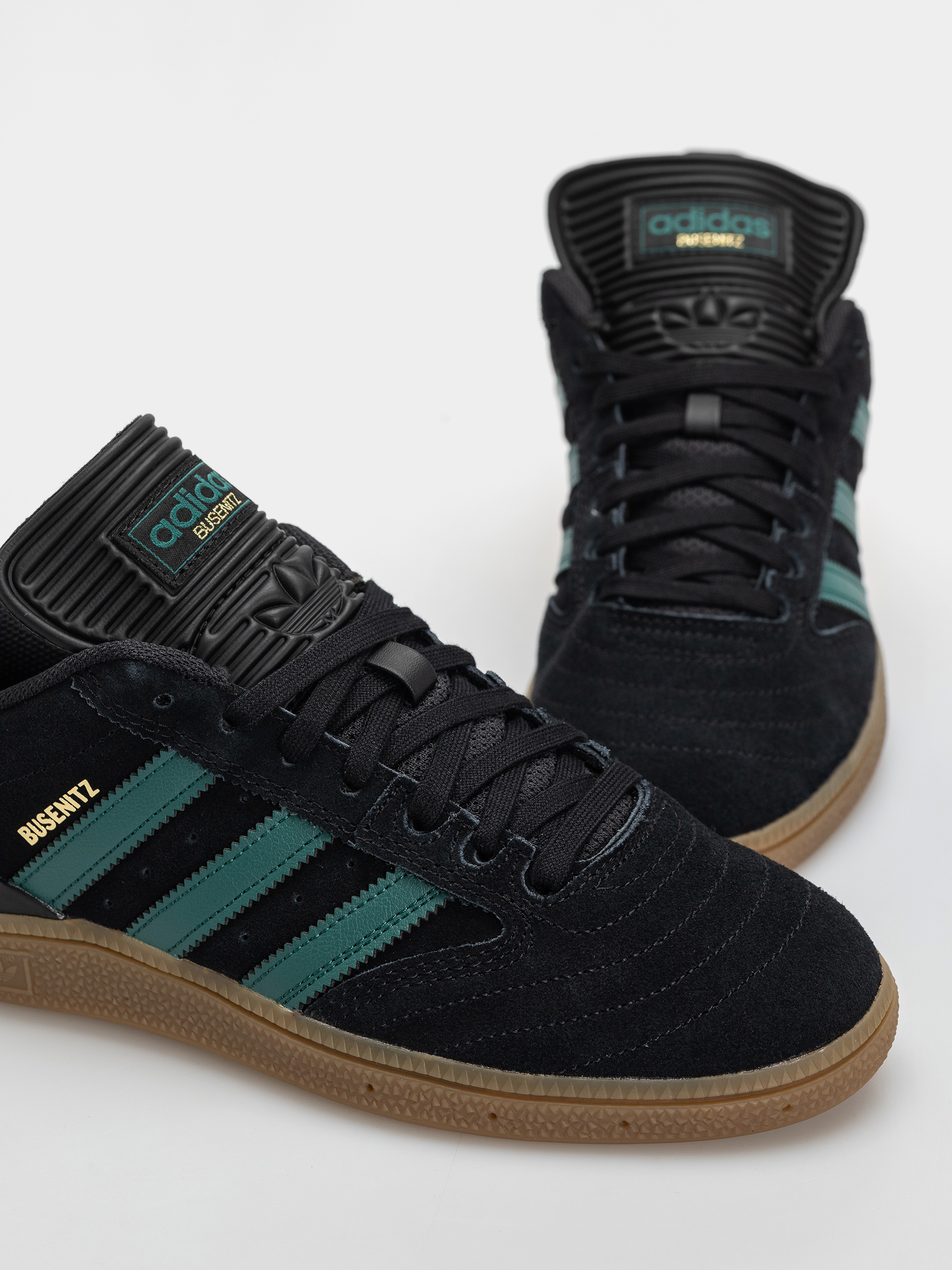 adidas Busenitz Shoes (cblack/cgreen/gum4)