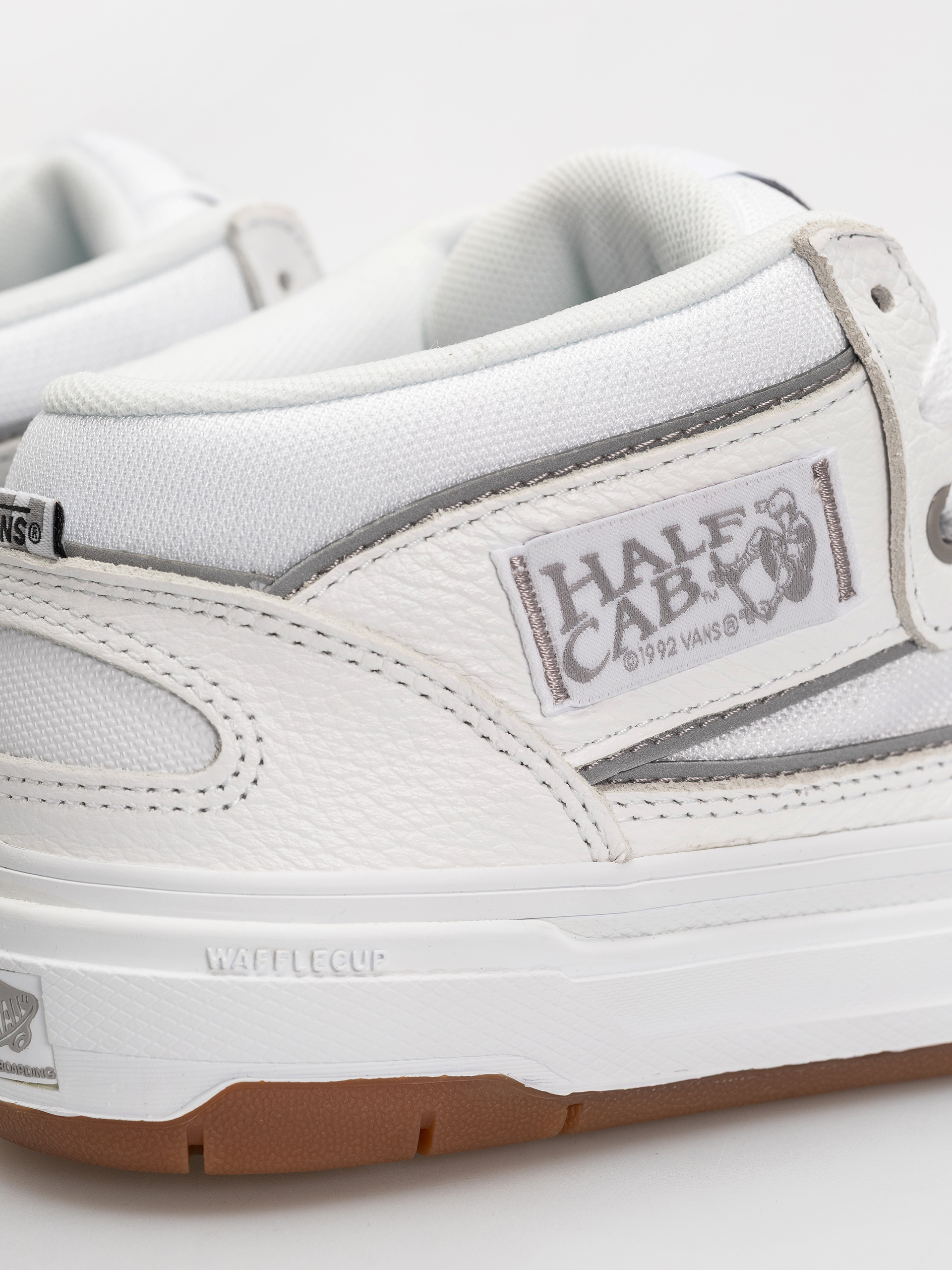 Vans Skate Half Cab Wafflecup Schuhe (white/light grey)